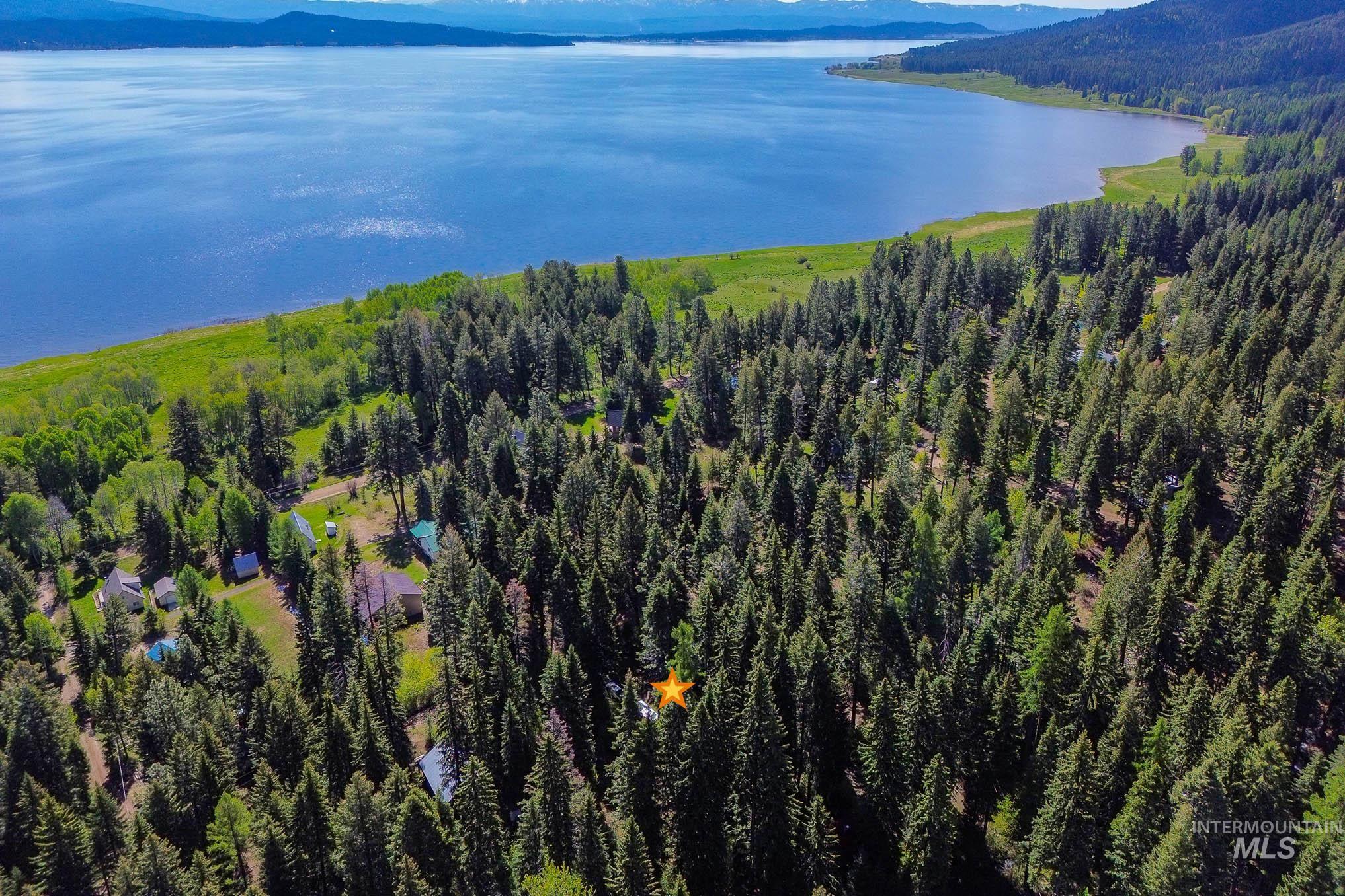 1221 Fox Rd., Cascade, Idaho 83611, 2 Bedrooms, 1 Bathroom, Residential For Sale, Price $399,900,MLS 98985660