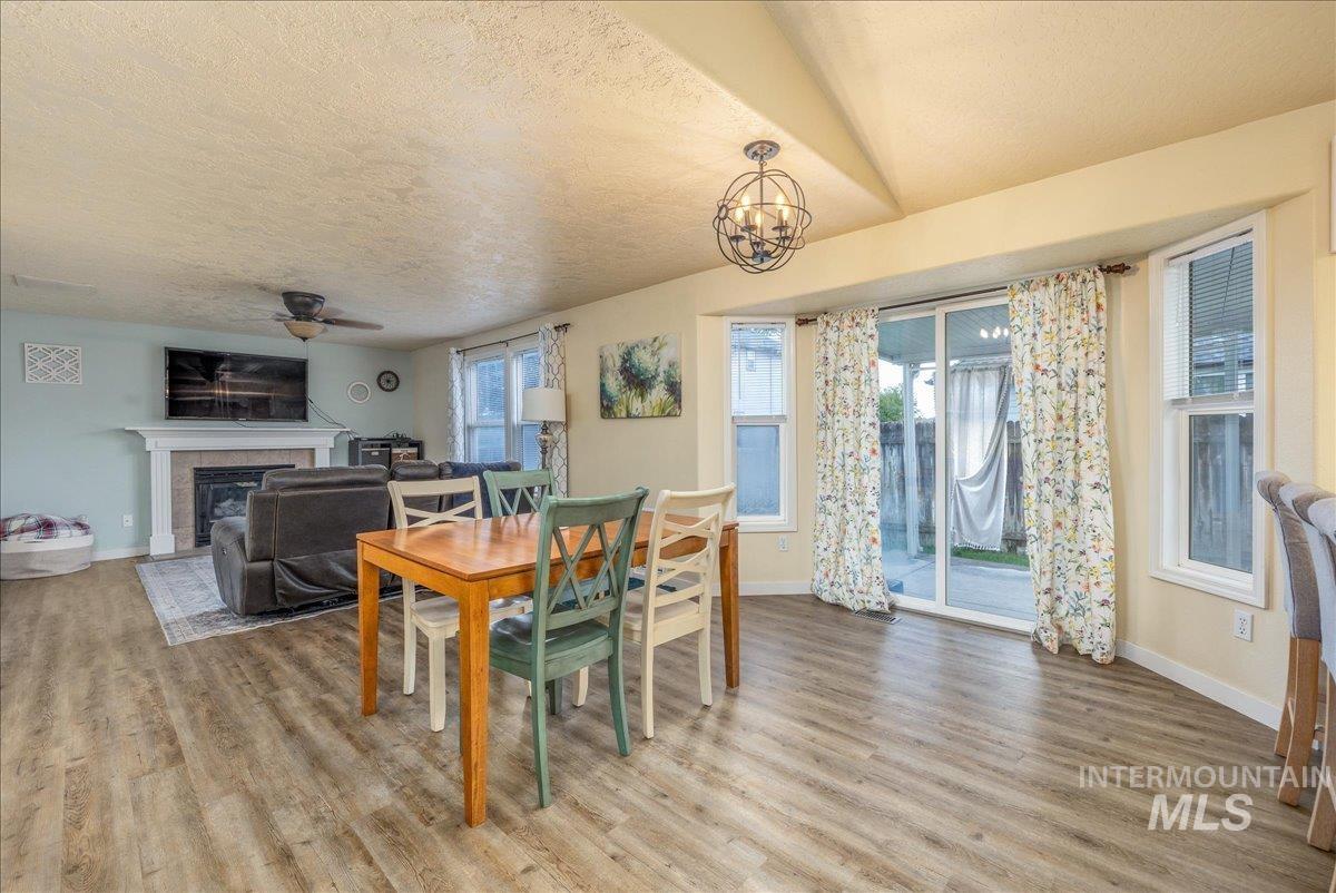 413 Summer Ct, Nampa, Idaho 83686, 4 Bedrooms, 2.5 Bathrooms, Residential For Sale, Price $415,000,MLS 98985662