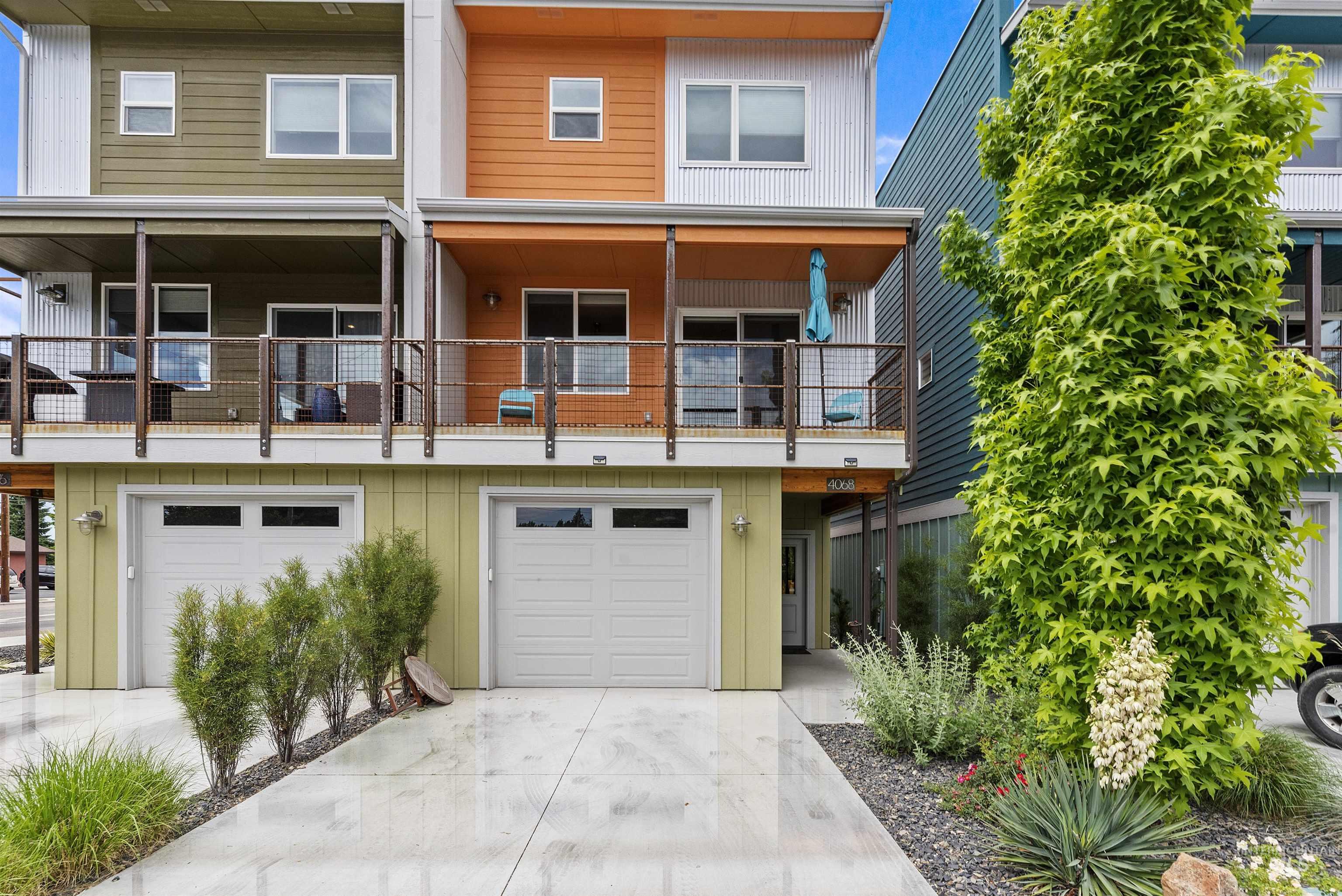 4068 N Adams, Garden City, Idaho 83714, 3 Bedrooms, 2.5 Bathrooms, Residential For Sale, Price $525,000,MLS 98985664