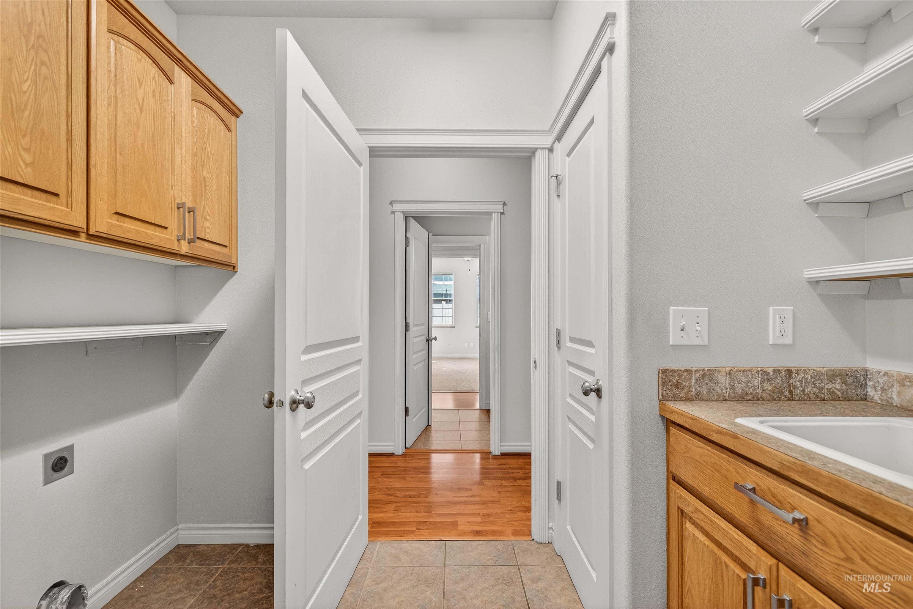 1101 Liberty Circle, Clarkston, Washington 99403, 3 Bedrooms, 2 Bathrooms, Residential For Sale, Price $389,500, 98985668
