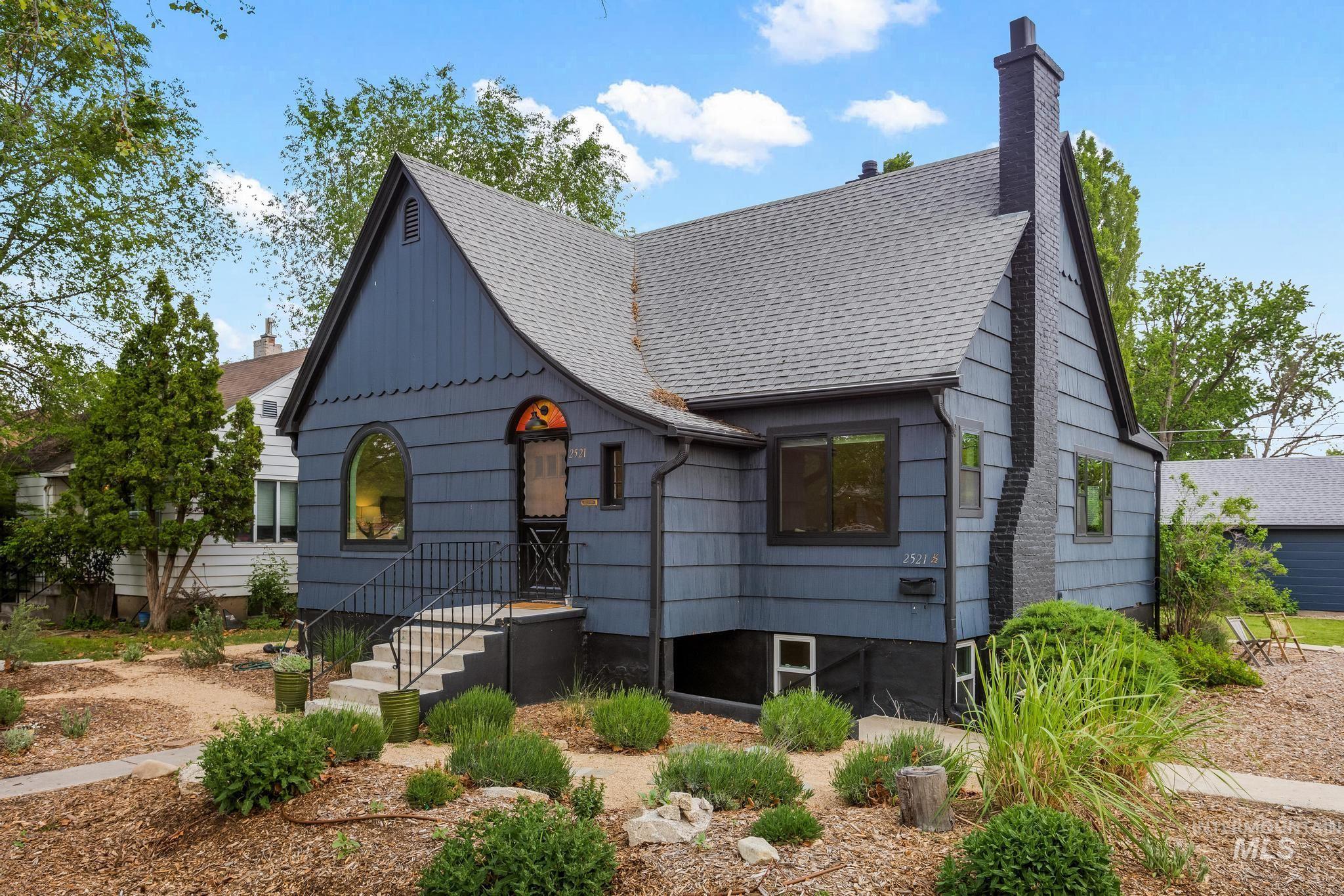 2521 W Bannock St, Boise, Idaho 83702, 3 Bedrooms, 2 Bathrooms, Residential For Sale, Price $750,000,MLS 98985669