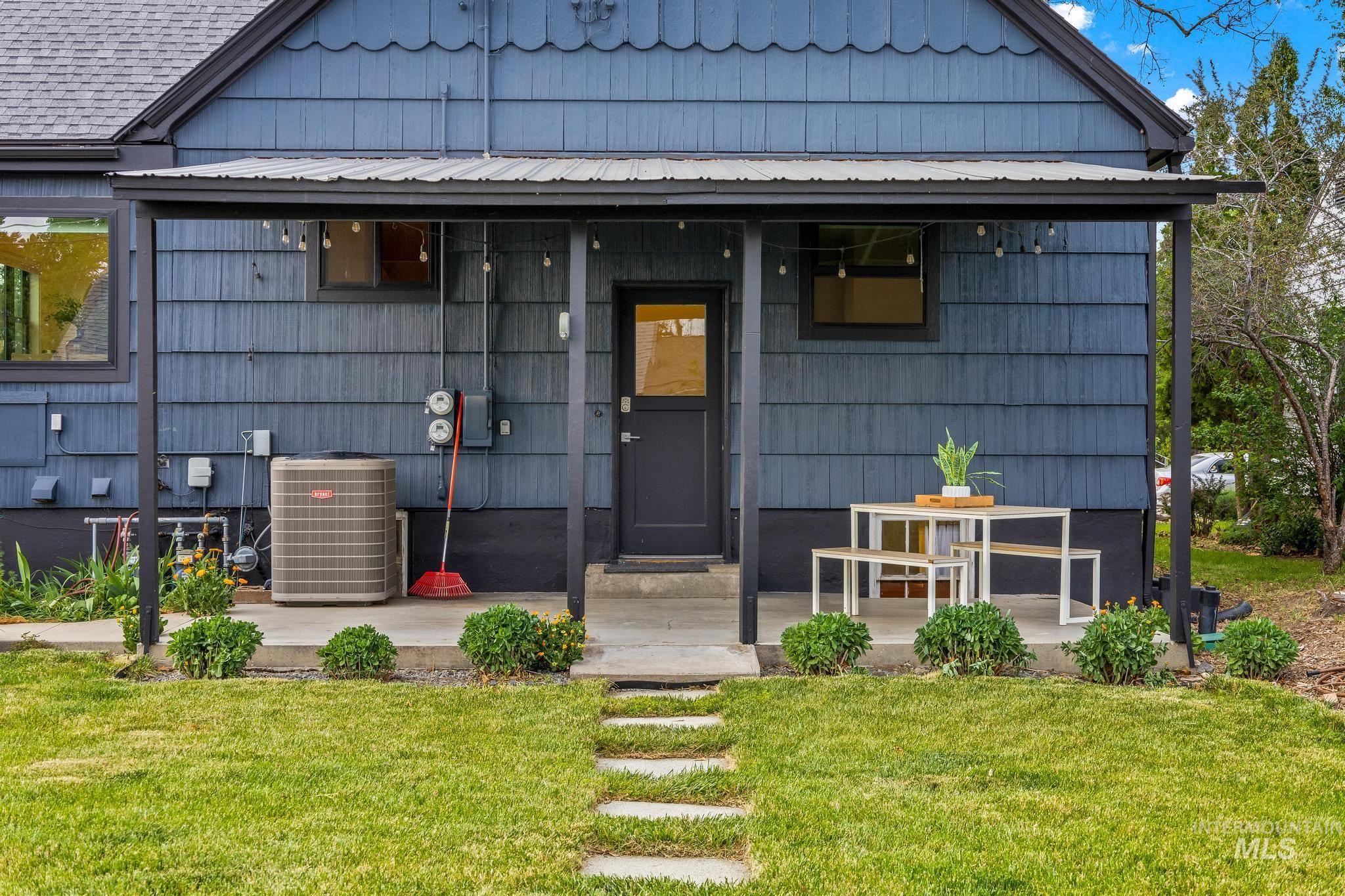 2521 W Bannock St, Boise, Idaho 83702, 3 Bedrooms, 2 Bathrooms, Residential For Sale, Price $750,000,MLS 98985669