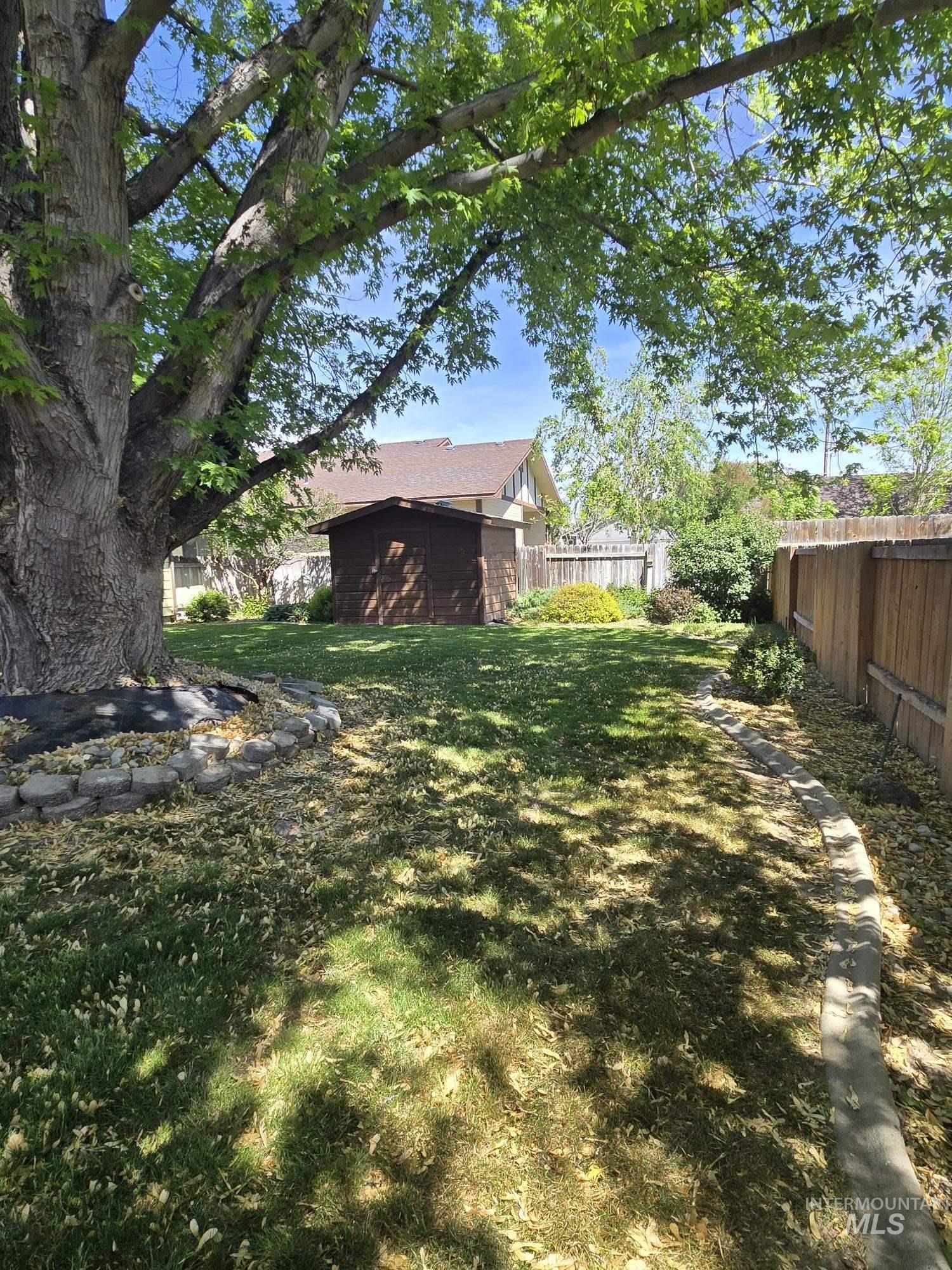 994 N 13th E, Mountain Home, Idaho 83647, 3 Bedrooms, 2 Bathrooms, Residential For Sale, Price $330,000,MLS 98985670