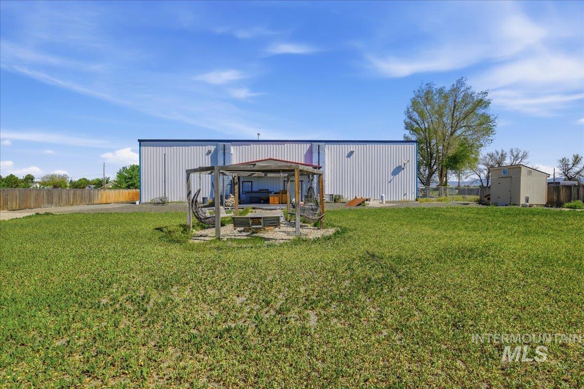 987 NW McMurtrey Rd, Mountain Home, Idaho 83647-5347, Business/Commercial For Sale, Price $799,900,MLS 98985671