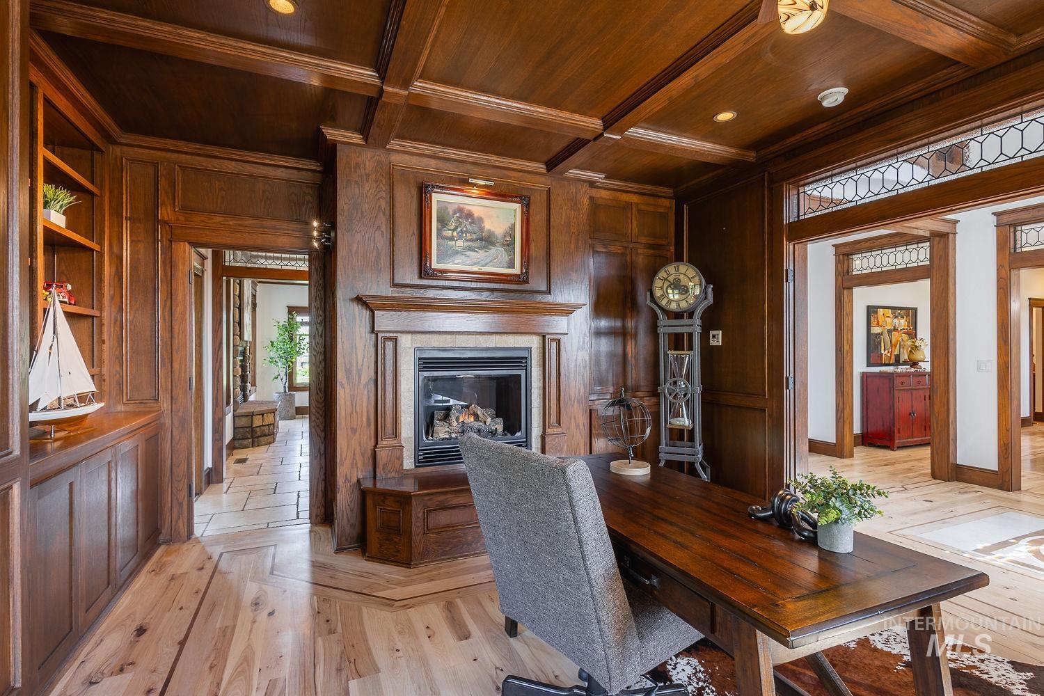 7982 S Old Farm Lane, Meridian, Idaho 83642, 4 Bedrooms, 6 Bathrooms, Residential For Sale, Price $1,699,000, 98985672