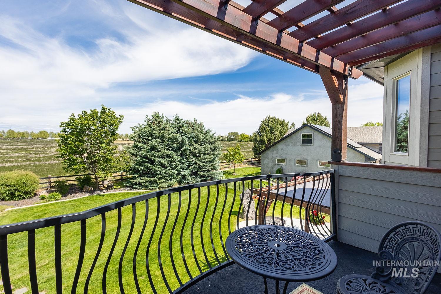 7982 S Old Farm Lane, Meridian, Idaho 83642, 4 Bedrooms, 6 Bathrooms, Residential For Sale, Price $1,699,000, 98985672