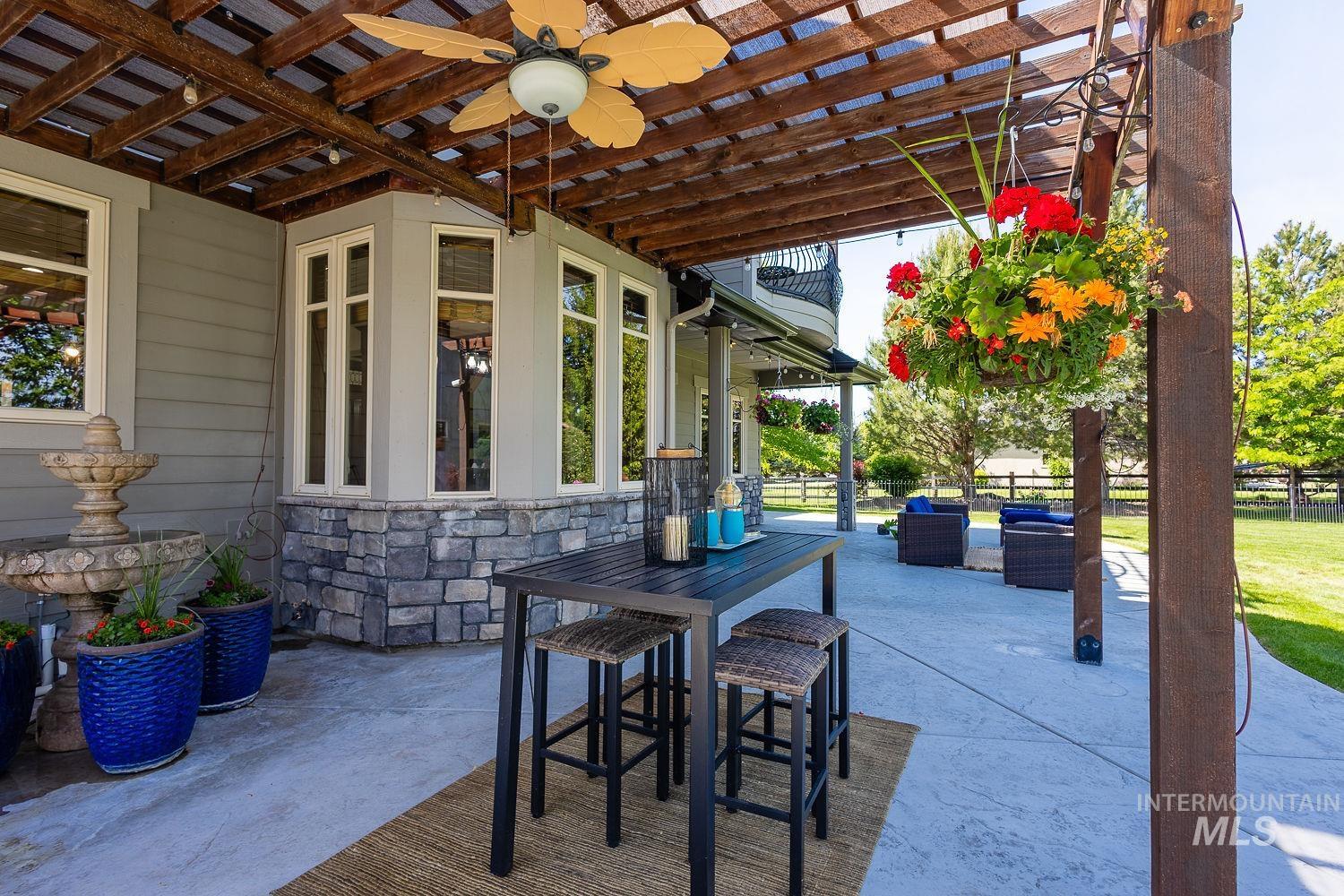 7982 S Old Farm Lane, Meridian, Idaho 83642, 4 Bedrooms, 6 Bathrooms, Residential For Sale, Price $1,699,000, 98985672