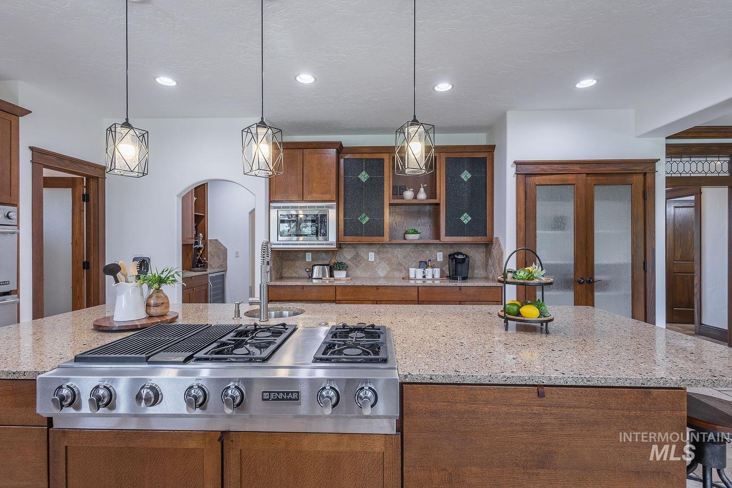 7982 S Old Farm Lane, Meridian, Idaho 83642, 4 Bedrooms, 6 Bathrooms, Residential For Sale, Price $1,699,000, 98985672
