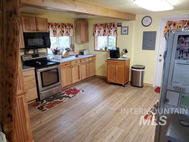 3460 American River Rd, Elk City, Idaho 83525, 3 Bedrooms, 2 Bathrooms, Residential For Sale, Price $525,000,MLS 98985673