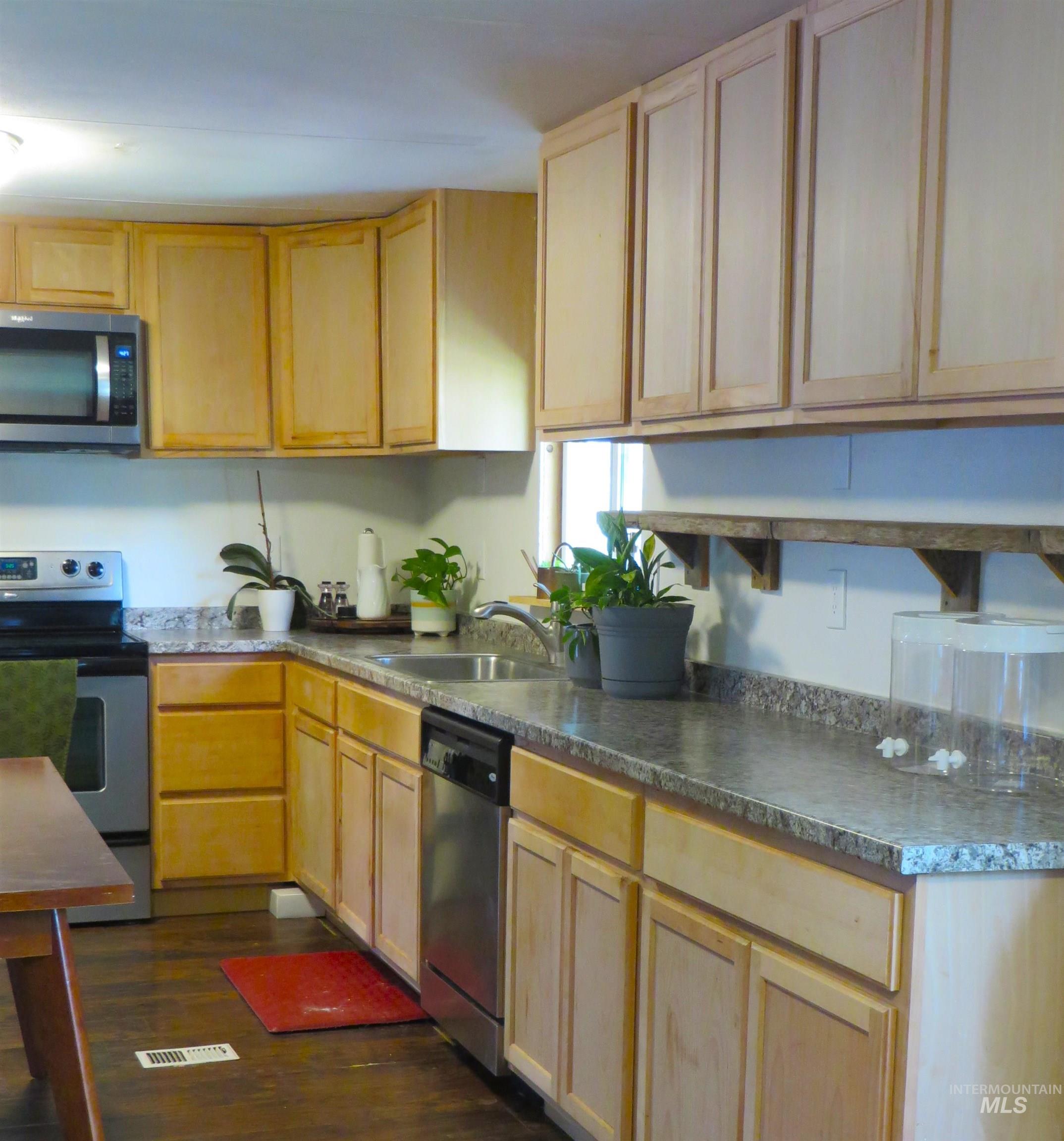 937 Indianhead Road, Weiser, Idaho 83672, 3 Bedrooms, 2 Bathrooms, Residential For Sale, Price $299,900,MLS 98985674