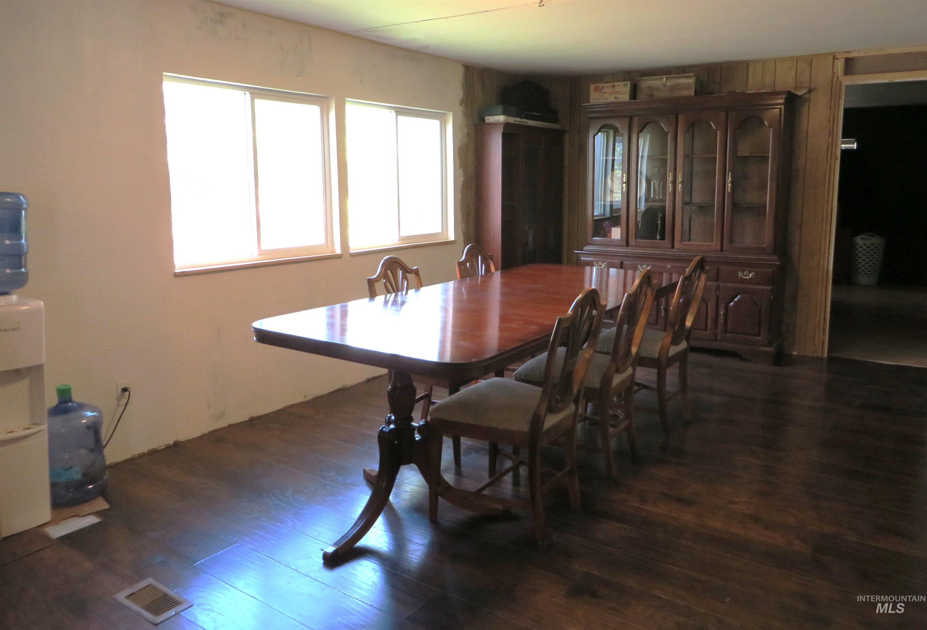937 Indianhead Road, Weiser, Idaho 83672, 3 Bedrooms, 2 Bathrooms, Residential For Sale, Price $299,900,MLS 98985674