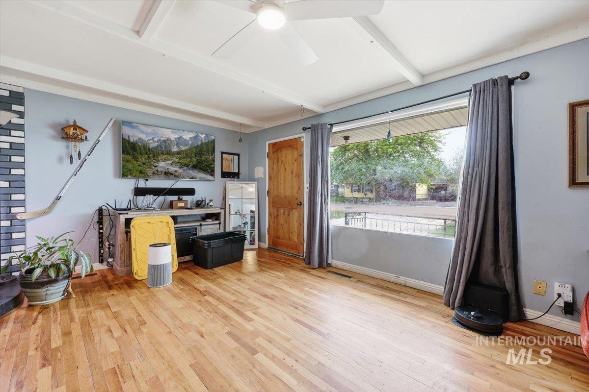 116 Palo Alto, Caldwell, Idaho 83605, 3 Bedrooms, 1 Bathroom, Residential For Sale, Price $260,000,MLS 98985675