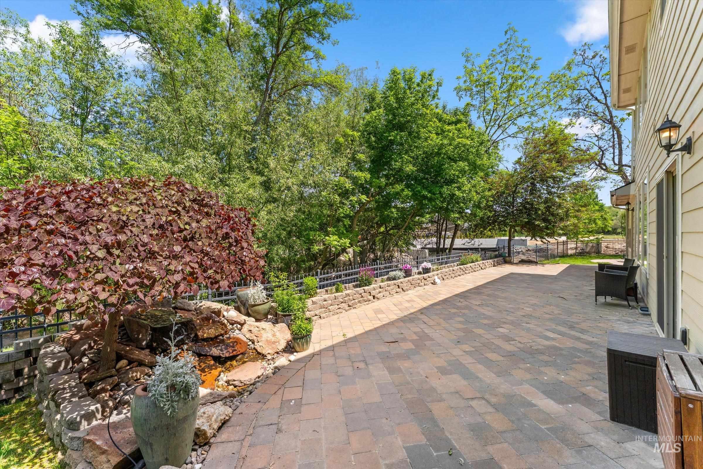 4868 W Rosslare Dr, Eagle, Idaho 83616, 4 Bedrooms, 2.5 Bathrooms, Residential For Sale, Price $699,900, 98985678