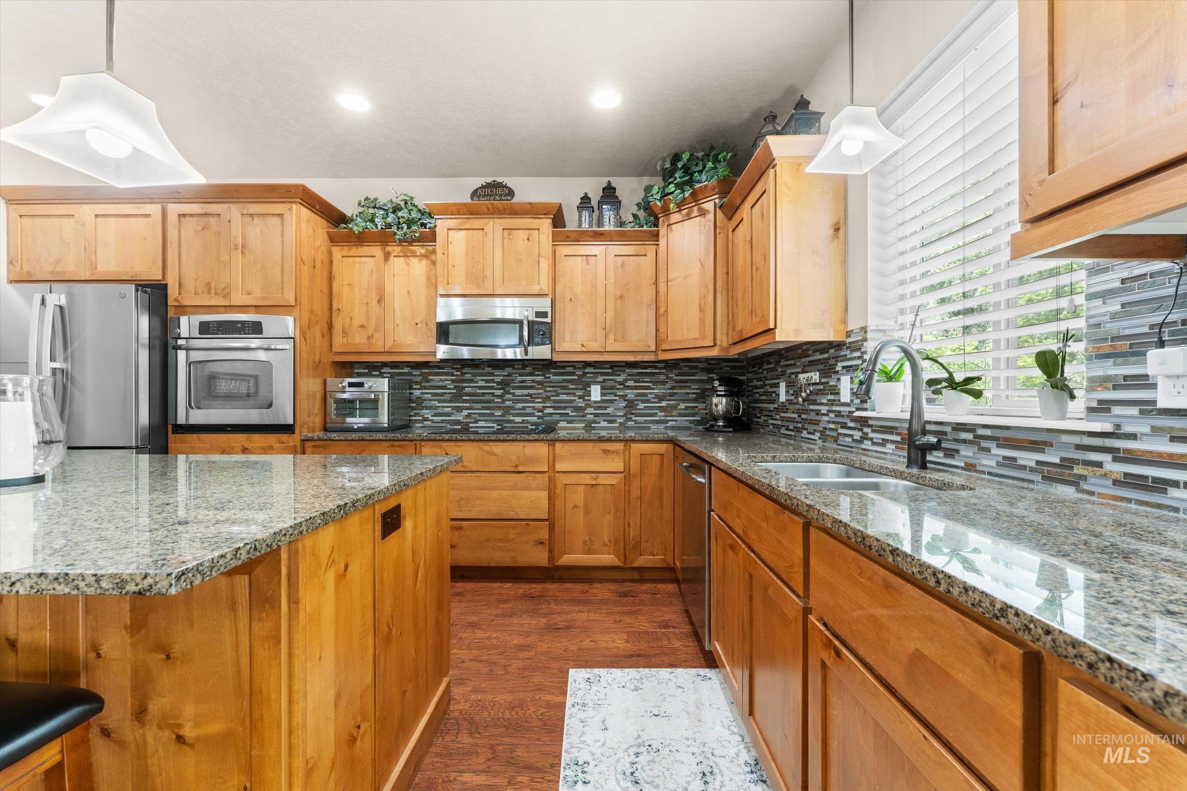 4868 W Rosslare Ct, Eagle, Idaho 83616, 4 Bedrooms, 2.5 Bathrooms, Residential For Sale, Price $699,900, 98985678