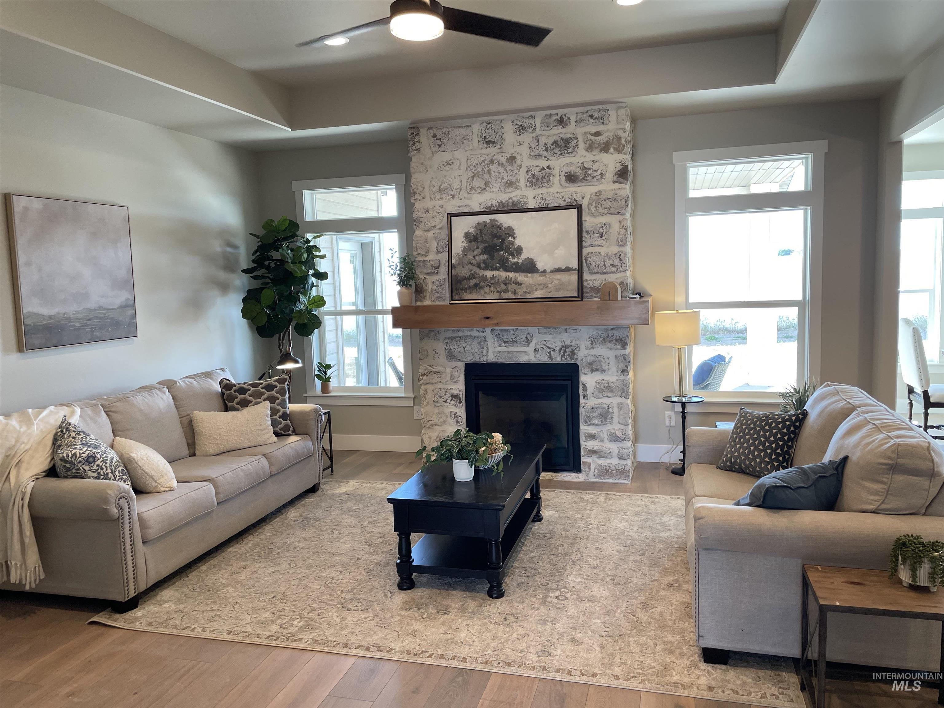 640 Full Moon Way, Twin Falls, Idaho 83301-8450, 4 Bedrooms, 2 Bathrooms, Residential For Sale, Price $564,900, 98985680