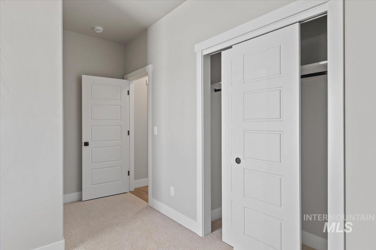 640 Full Moon Way, Twin Falls, Idaho 83301-8450, 4 Bedrooms, 2 Bathrooms, Residential For Sale, Price $564,900, 98985680