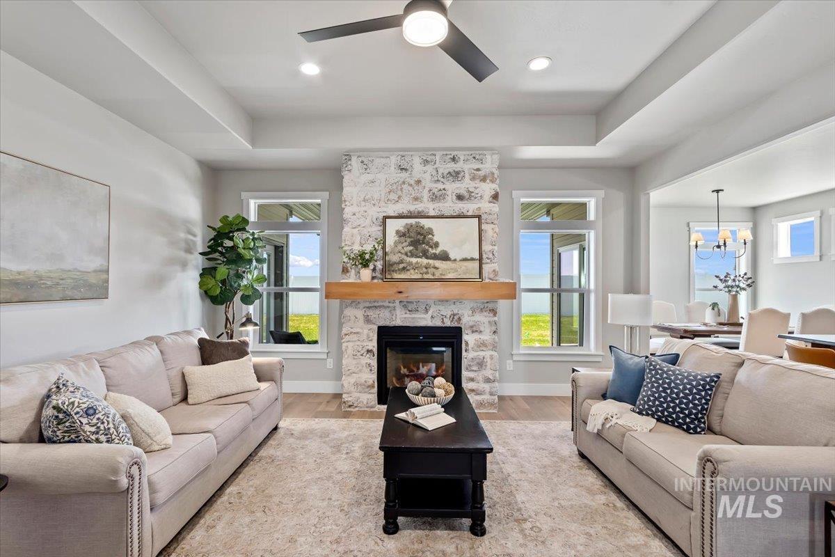 640 Full Moon Way, Twin Falls, Idaho 83301-8450, 4 Bedrooms, 2 Bathrooms, Residential For Sale, Price $564,900, 98985680