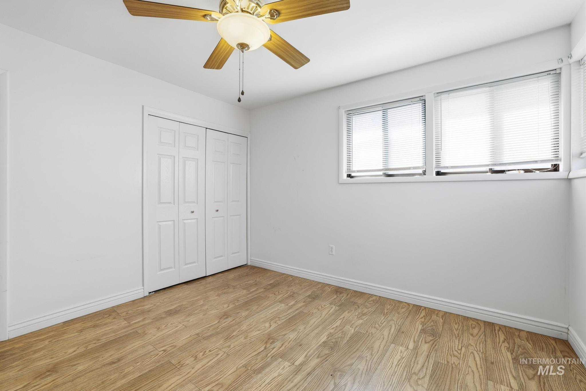 1984 Maple Ave, Twin Falls, Idaho 83301-6727, 2 Bedrooms, 1 Bathroom, Residential For Sale, Price $290,000,MLS 98985682