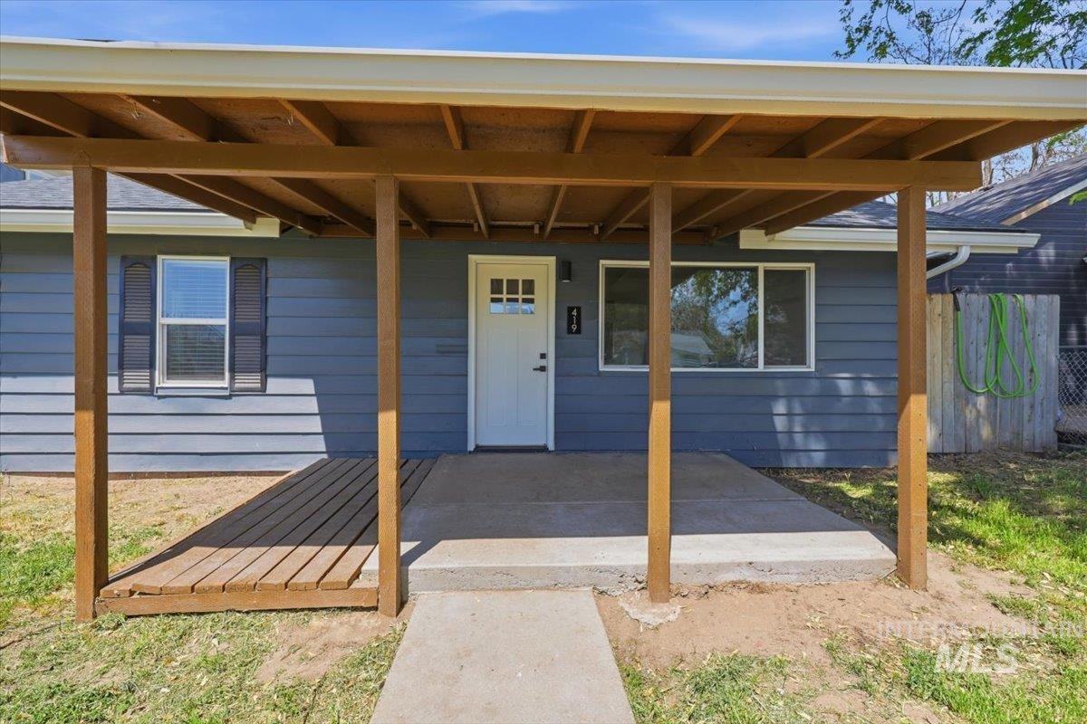419 15th Ave N, Nampa, Idaho 83687, 2 Bedrooms, 1 Bathroom, Residential For Sale, Price $315,000,MLS 98985687