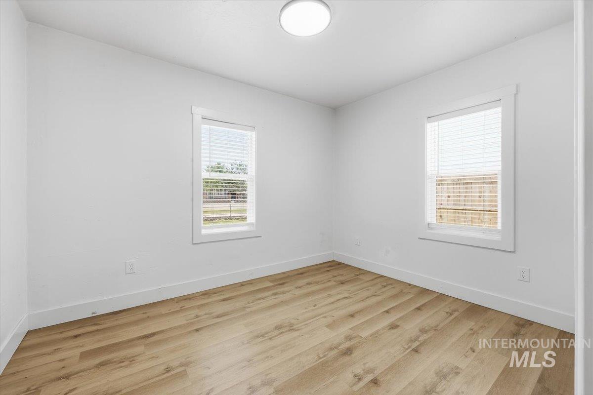 419 15th Ave N, Nampa, Idaho 83687, 2 Bedrooms, 1 Bathroom, Residential For Sale, Price $315,000,MLS 98985687