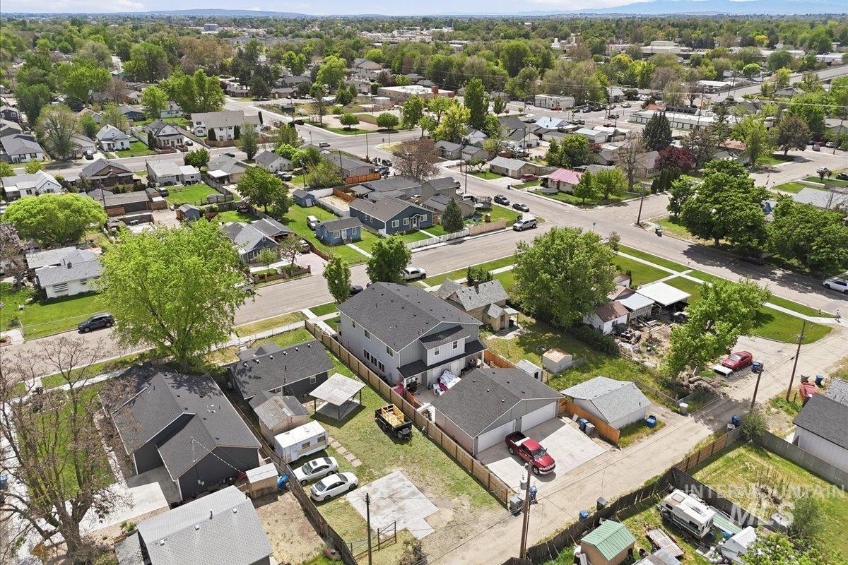 419 15th Ave N, Nampa, Idaho 83687, 2 Bedrooms, 1 Bathroom, Residential For Sale, Price $315,000,MLS 98985687