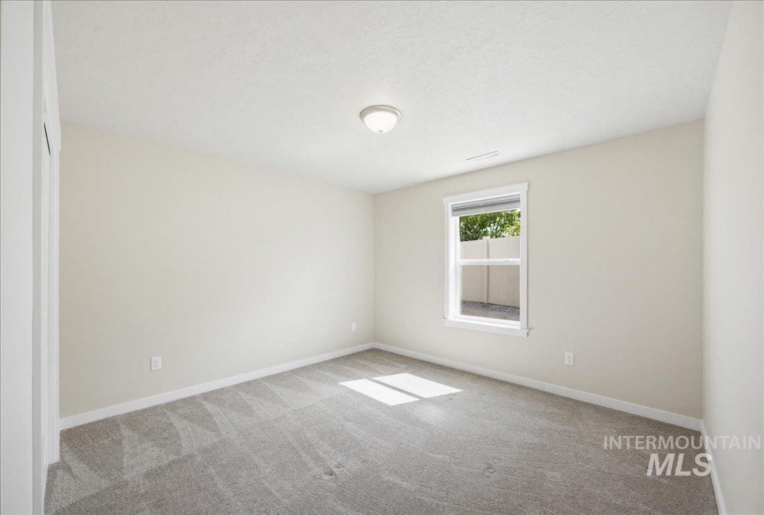 3904 E Berwick Dr, Nampa, Idaho 83687, 3 Bedrooms, 2 Bathrooms, Residential For Sale, Price $519,990,MLS 98985694
