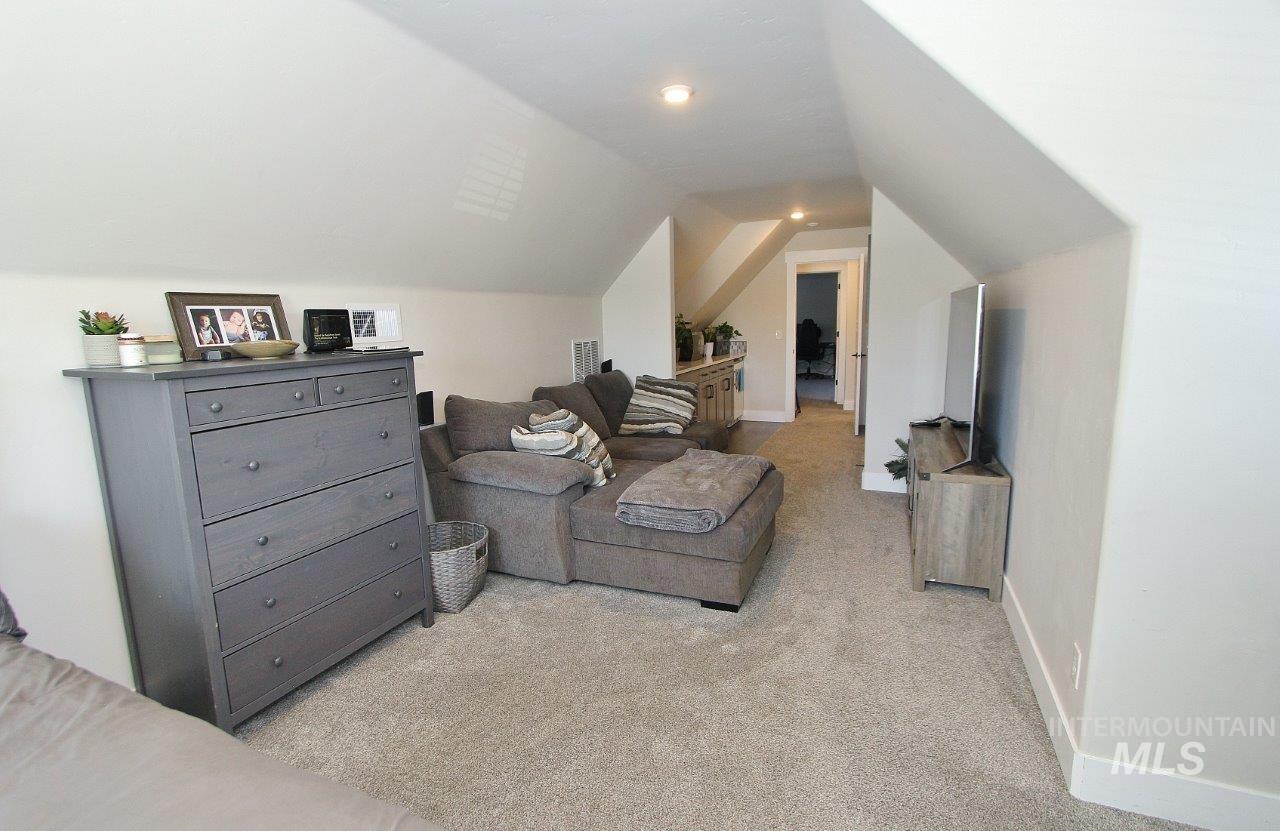 5041 N Pierce Park Ln, Boise, Idaho 83714, 4 Bedrooms, 3 Bathrooms, Residential For Sale, Price $775,000,MLS 98985697