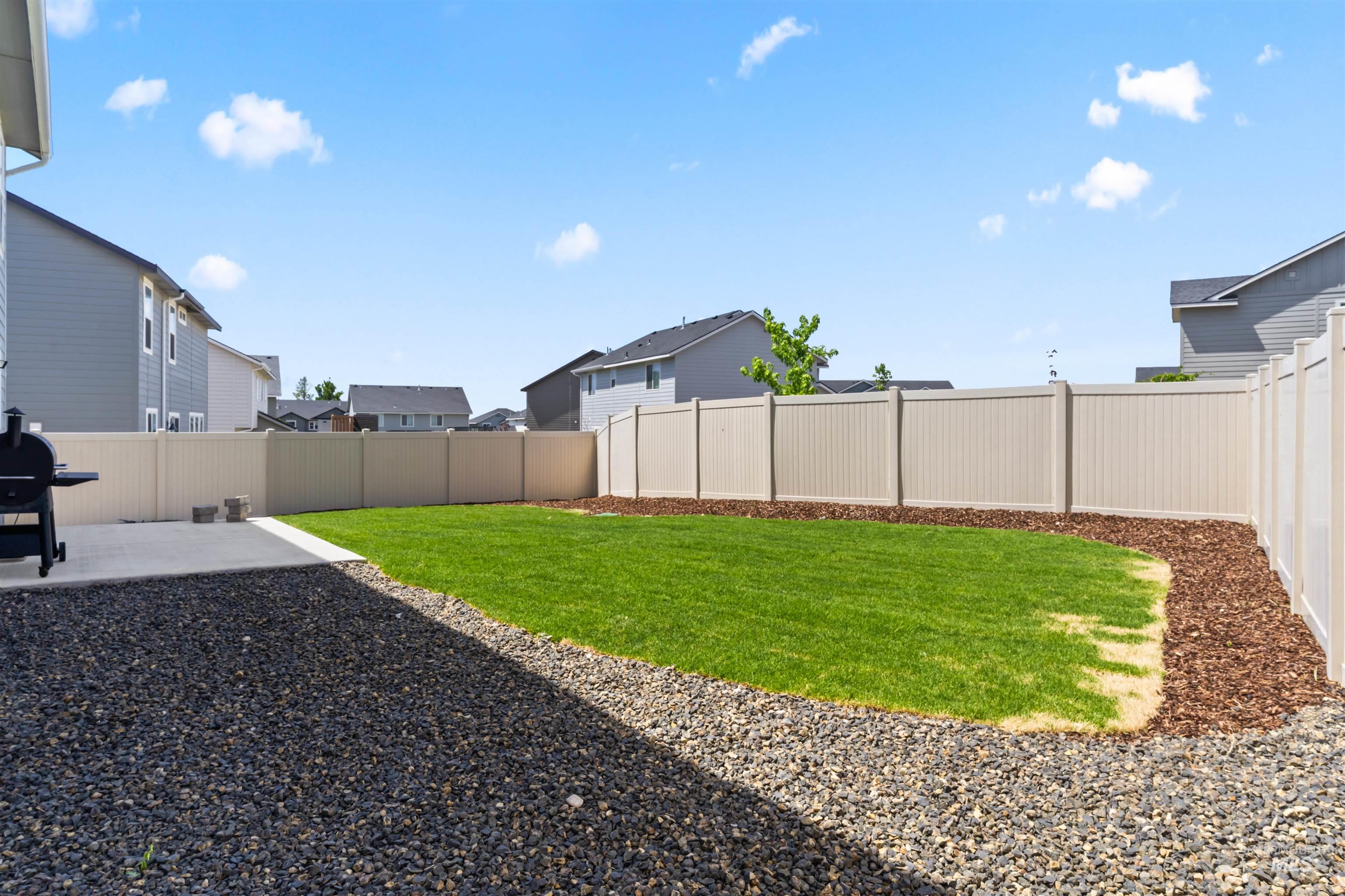 1535 N Crawford Ave, Kuna, Idaho 83634, 4 Bedrooms, 2.5 Bathrooms, Residential For Sale, Price $525,000,MLS 98985700