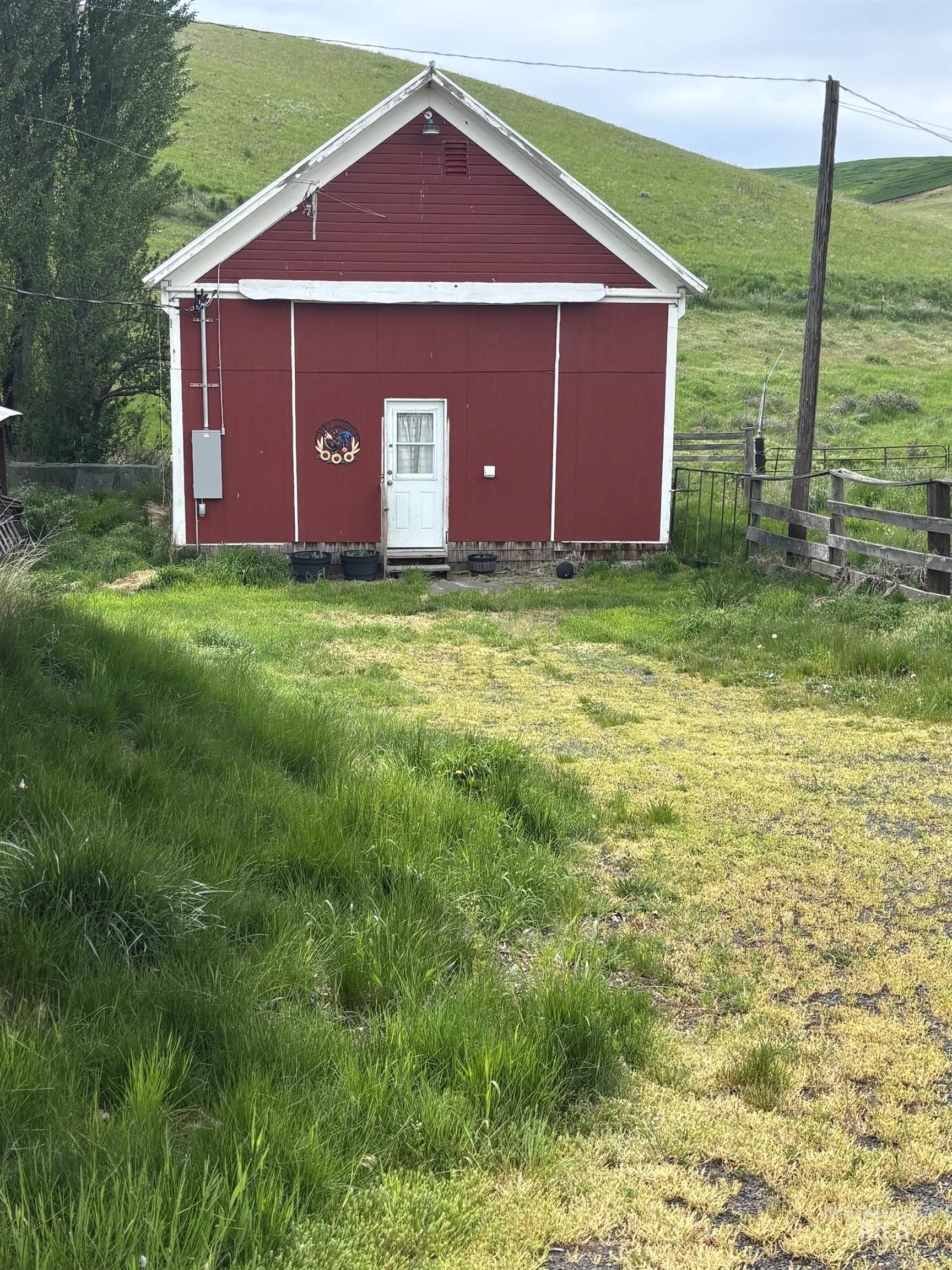 845 Malone Hill Road, Pomeroy, Washington 99403, 6 Bedrooms, 2 Bathrooms, Residential For Sale, Price $420,000,MLS 98985701