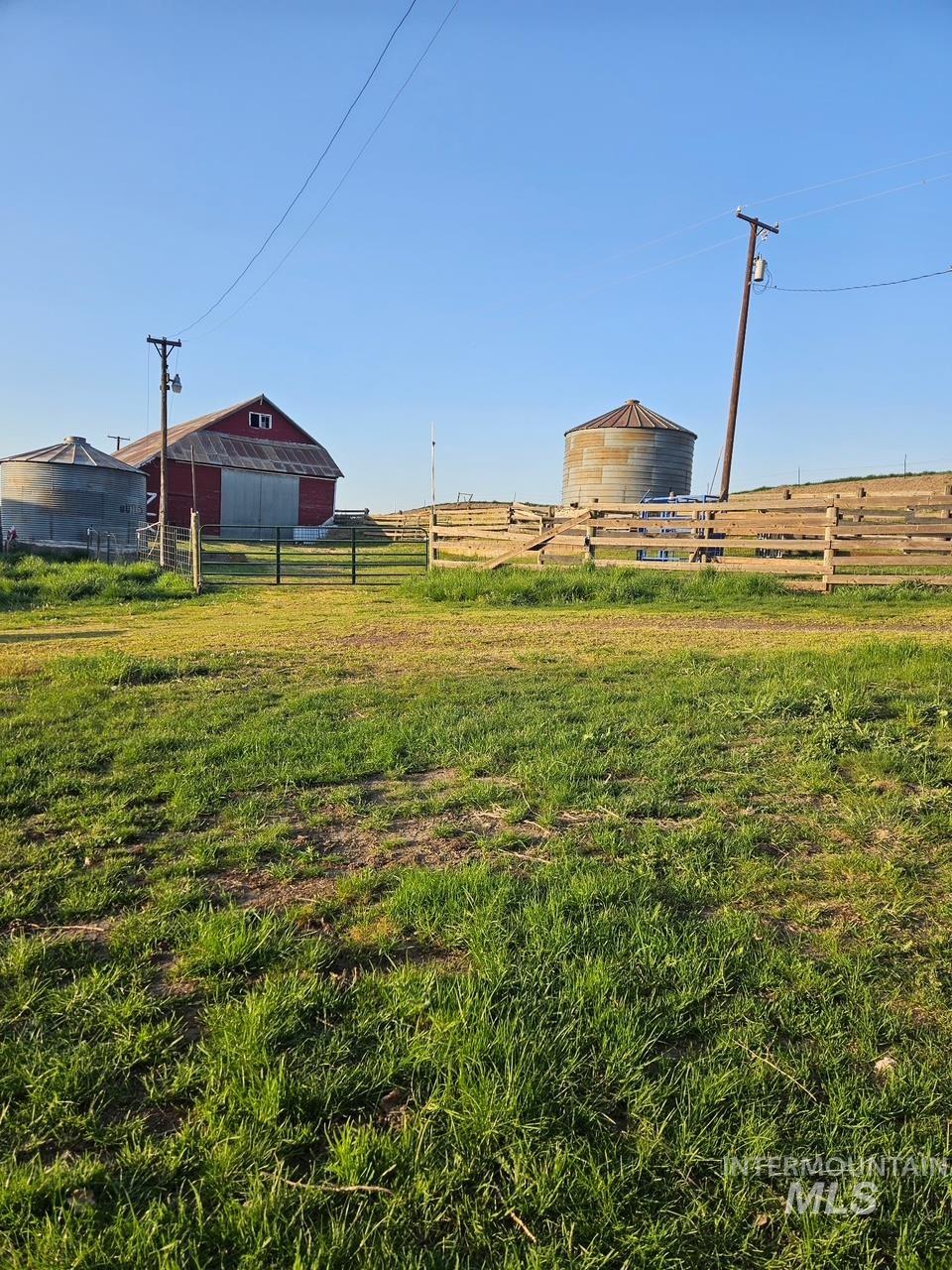845 Malone Hill Road, Pomeroy, Washington 99403, 6 Bedrooms, 2 Bathrooms, Residential For Sale, Price $420,000,MLS 98985701