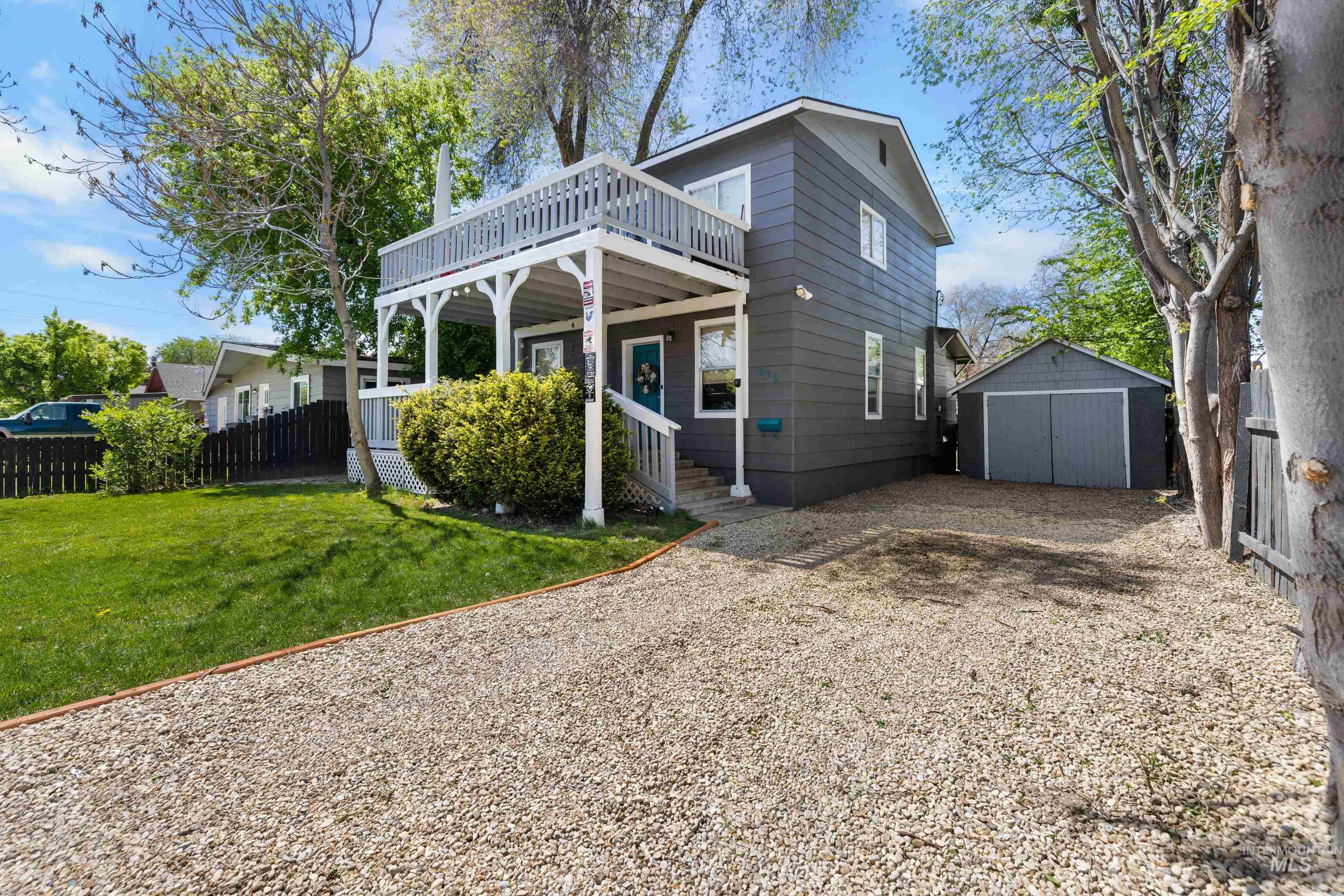 215 S Diamond St, Nampa, Idaho 83686, 3 Bedrooms, 2 Bathrooms, Residential For Sale, Price $379,000,MLS 98985704