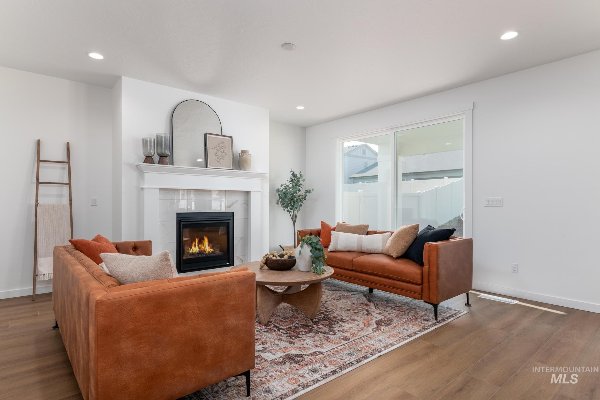6239 W Snow Currant St, Meridian, Idaho 83646, 4 Bedrooms, 3 Bathrooms, Residential For Sale, Price $624,000,MLS 98985707