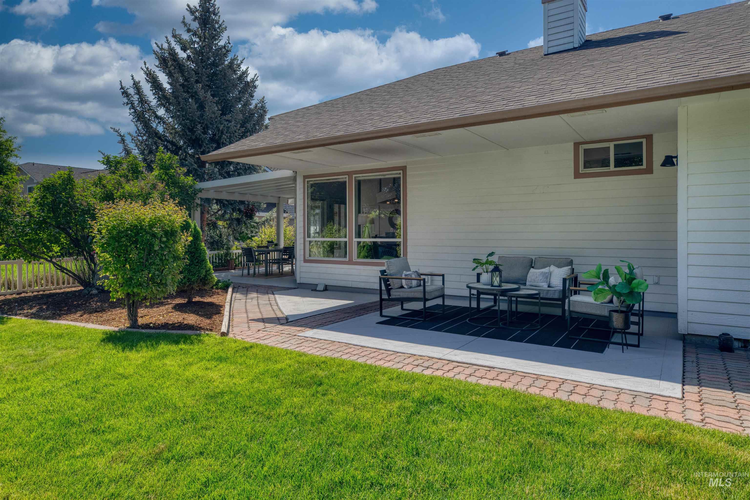 5950 W Plantation, Boise, Idaho 83703, 3 Bedrooms, 2 Bathrooms, Residential For Sale, Price $829,900,MLS 98985711