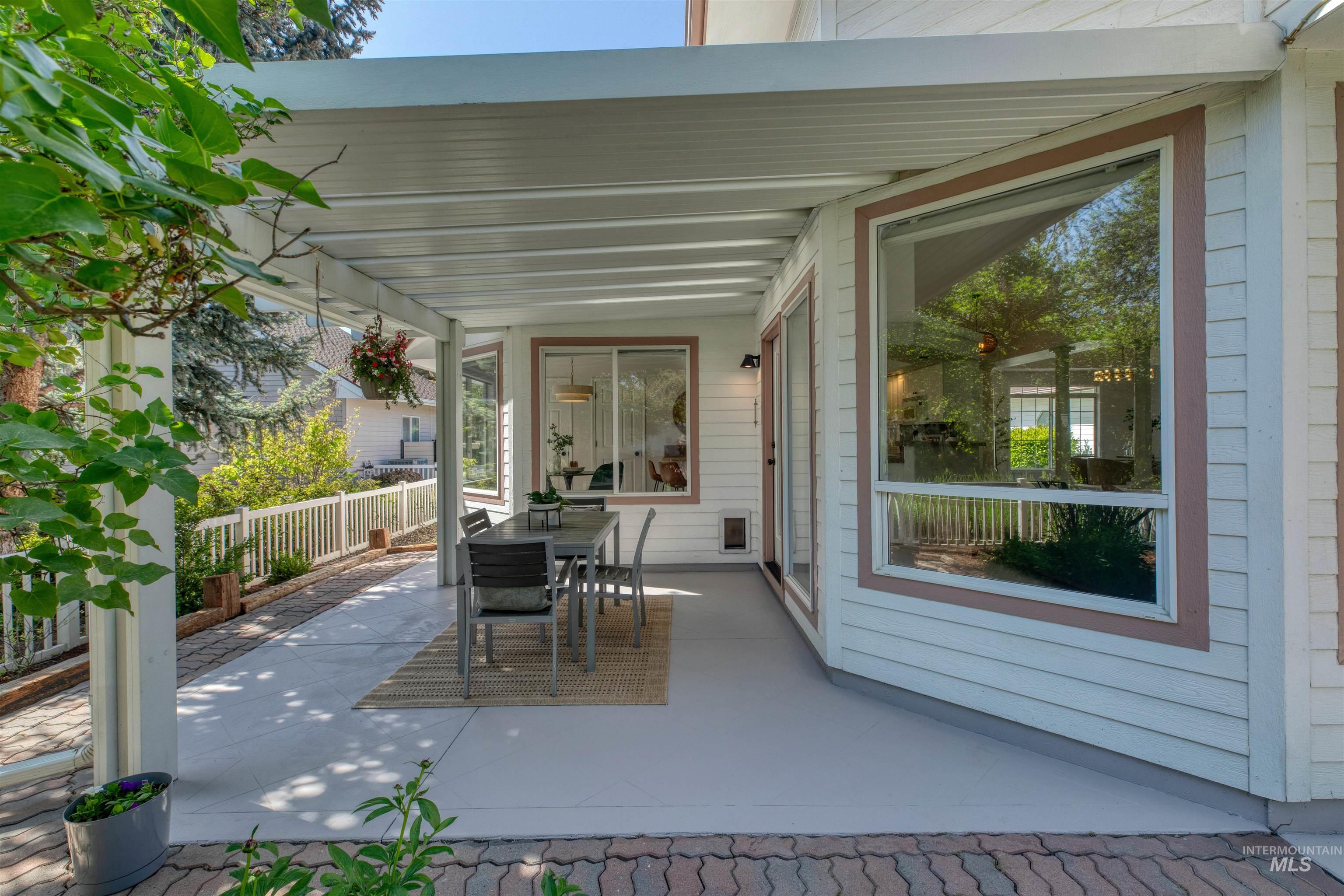 5950 W Plantation, Boise, Idaho 83703, 3 Bedrooms, 2 Bathrooms, Residential For Sale, Price $829,900,MLS 98985711