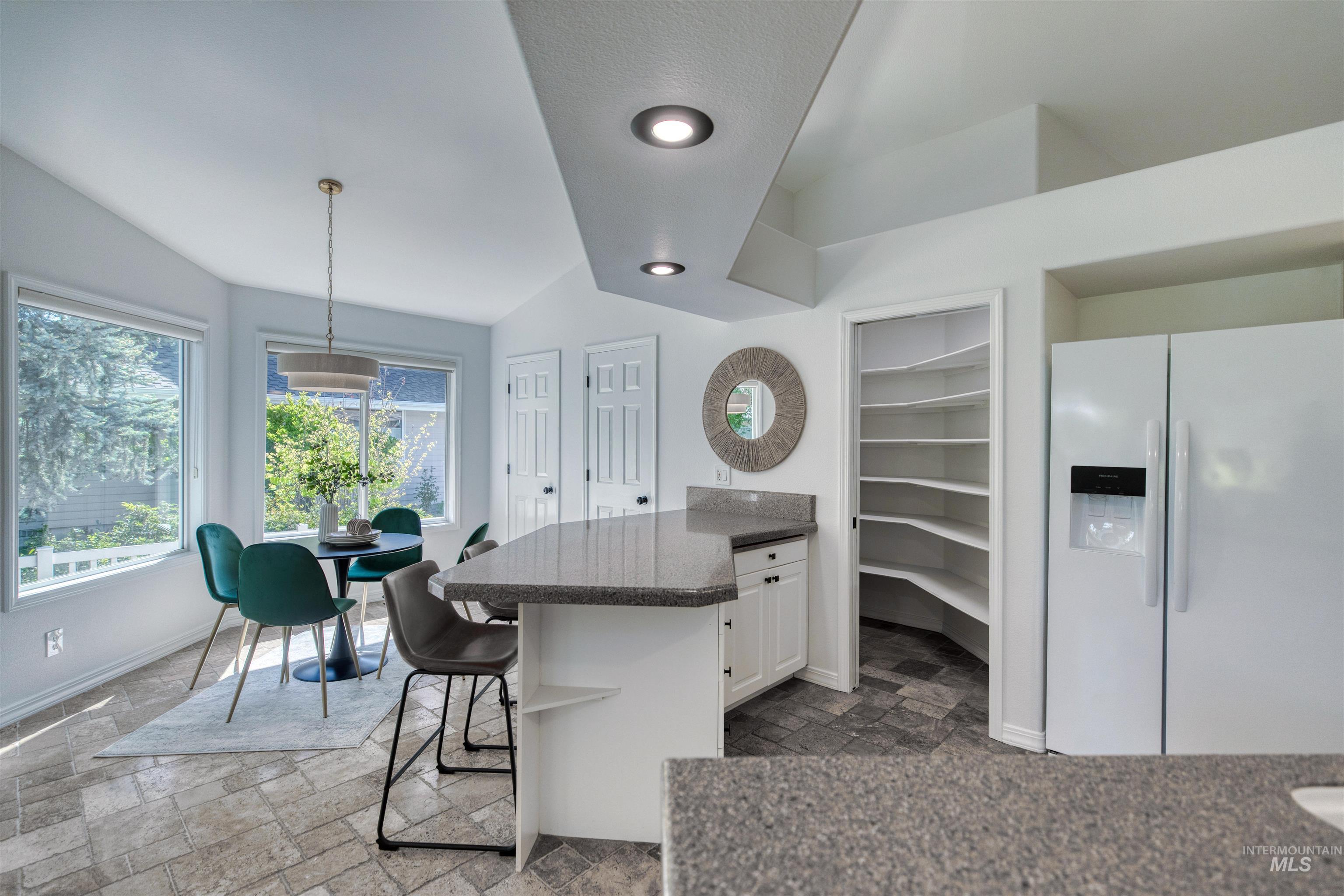 5950 W Plantation, Boise, Idaho 83703, 3 Bedrooms, 2 Bathrooms, Residential For Sale, Price $829,900, 98985711