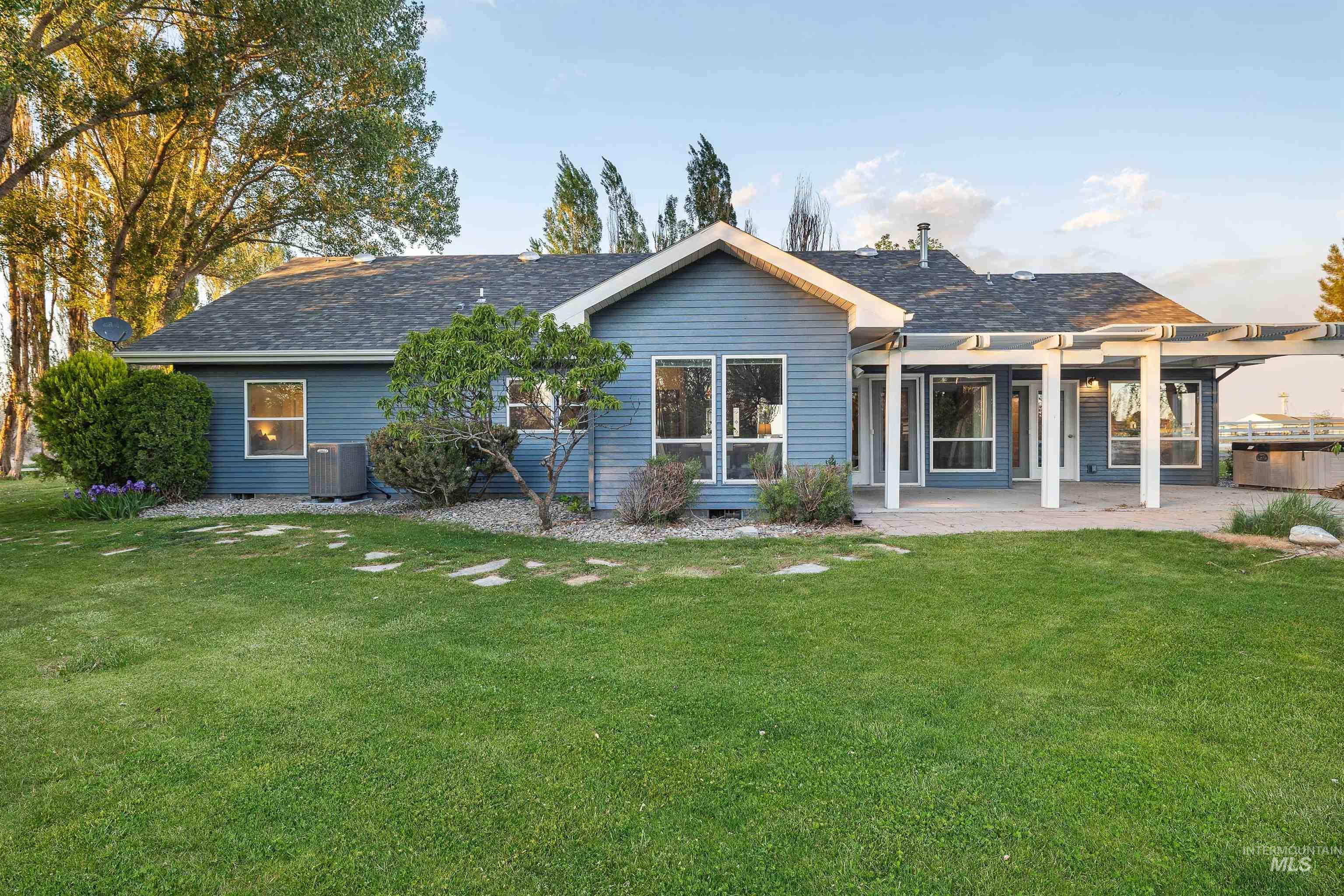 21256 Hwy 30, Filer, Idaho 83328, 3 Bedrooms, 3 Bathrooms, Residential For Sale, Price $2,539,900, 98985712