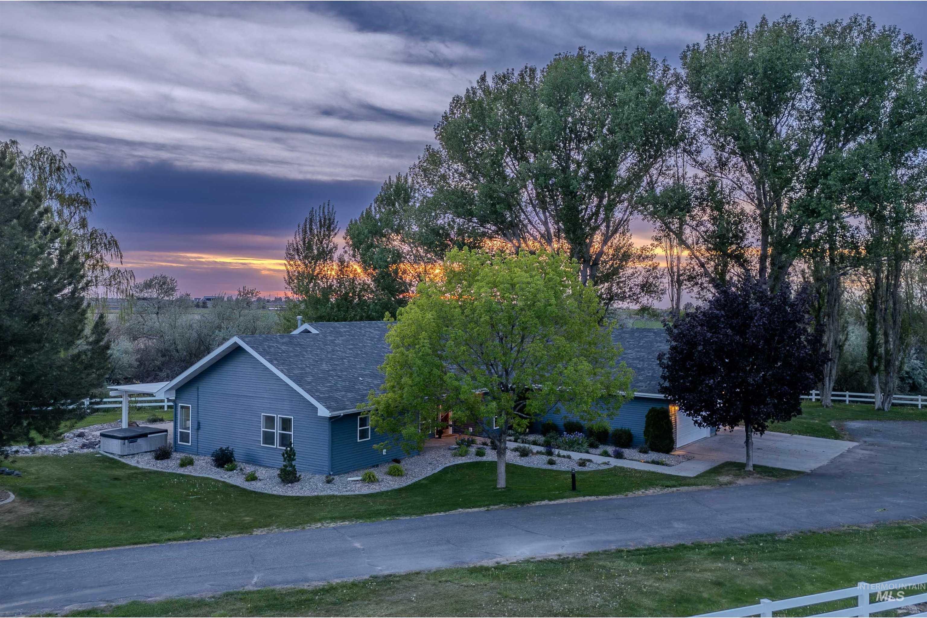 21256 Hwy 30, Filer, Idaho 83328, 3 Bedrooms, 3 Bathrooms, Residential For Sale, Price $2,539,900, 98985712