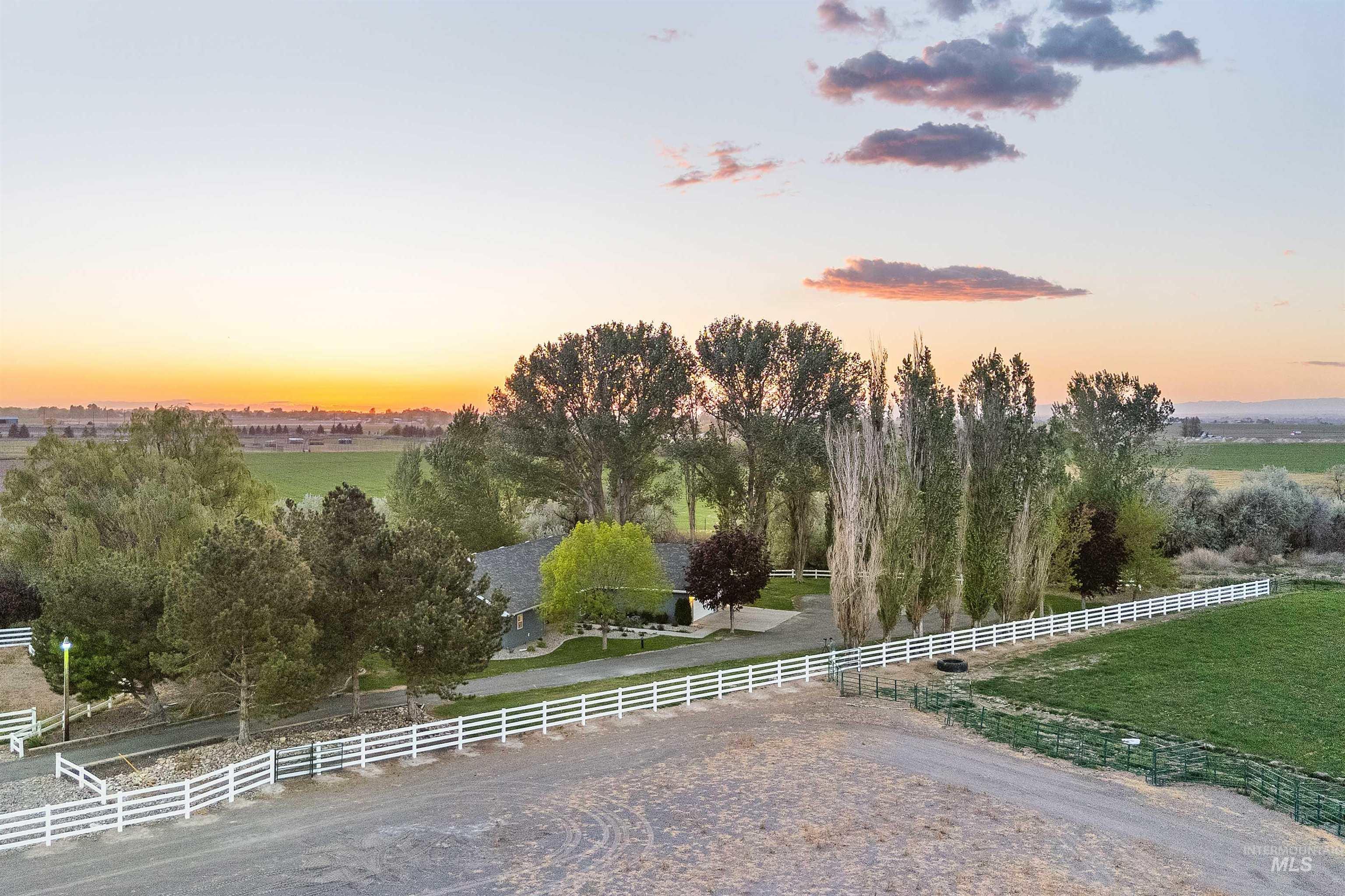 21256 Hwy 30, Filer, Idaho 83328, 3 Bedrooms, 3 Bathrooms, Residential For Sale, Price $2,539,900,MLS 98985712