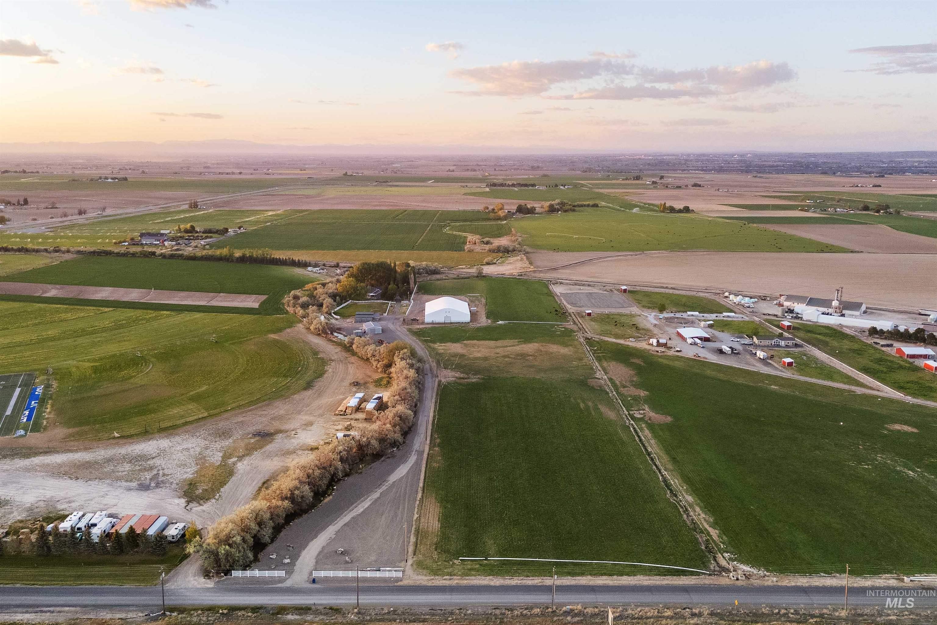 21256 Hwy 30, Filer, Idaho 83328, 3 Bedrooms, 3 Bathrooms, Residential For Sale, Price $2,539,900,MLS 98985712