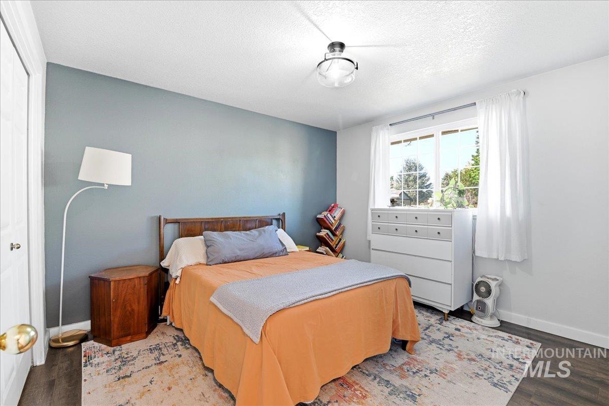 1809 W Malad Lane, Boise, Idaho 83705, 3 Bedrooms, 2 Bathrooms, Residential For Sale, Price $409,900,MLS 98985713