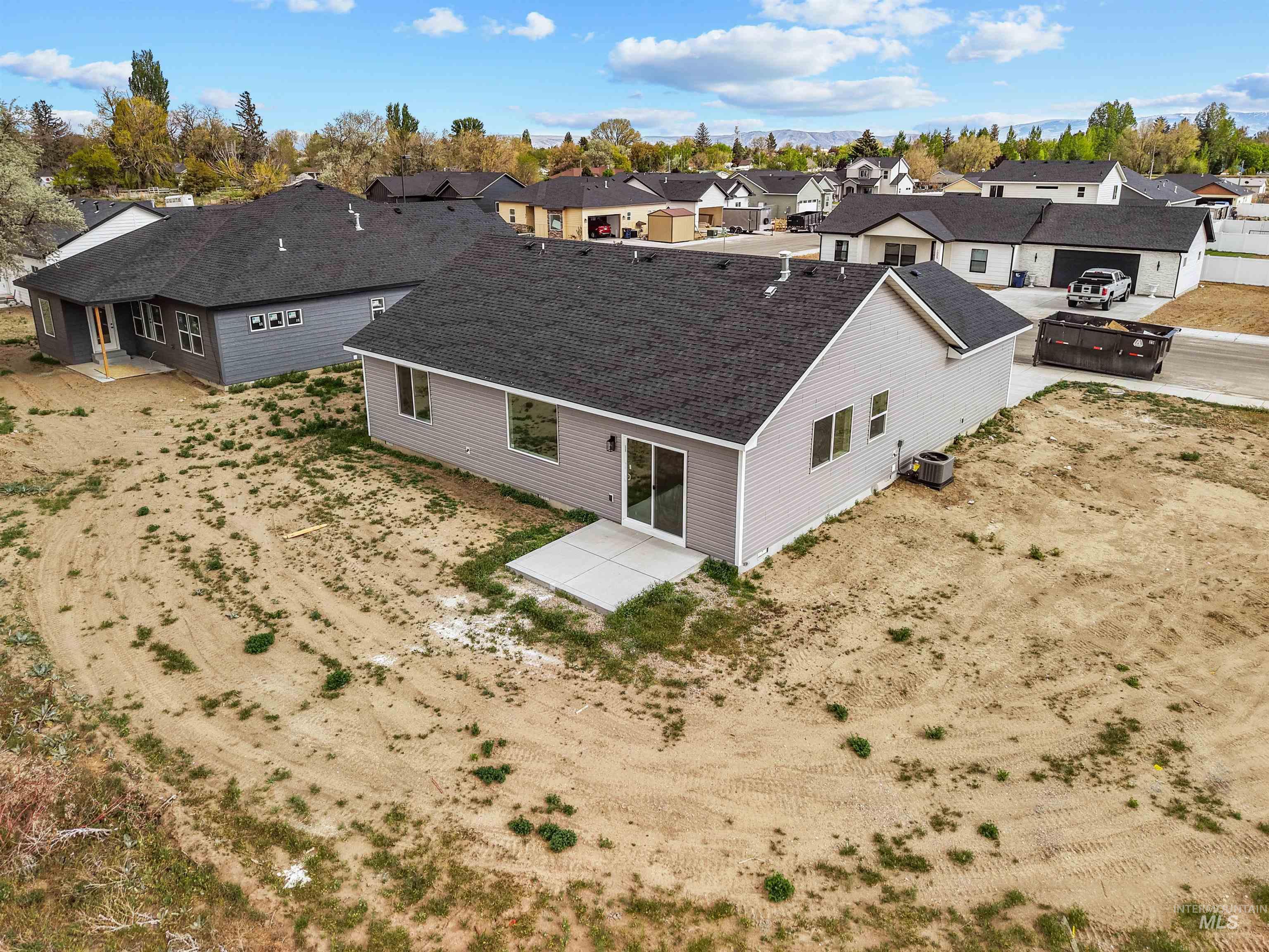 1012 14th St, Rupert, Idaho 83350, 2 Bedrooms, 2 Bathrooms, Residential For Sale, Price $309,500,MLS 98985714