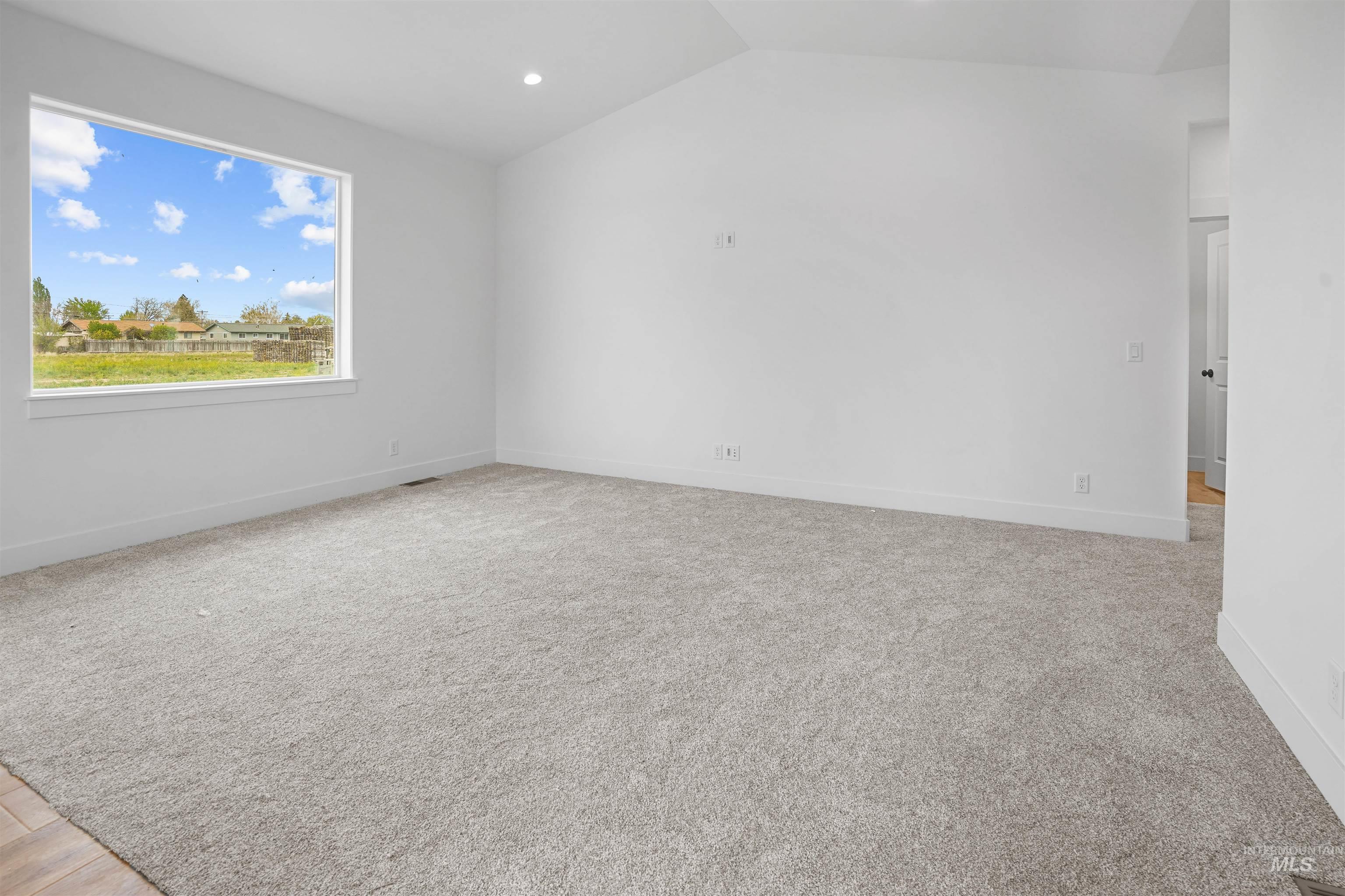 1012 14th St, Rupert, Idaho 83350, 2 Bedrooms, 2 Bathrooms, Residential For Sale, Price $309,500,MLS 98985714