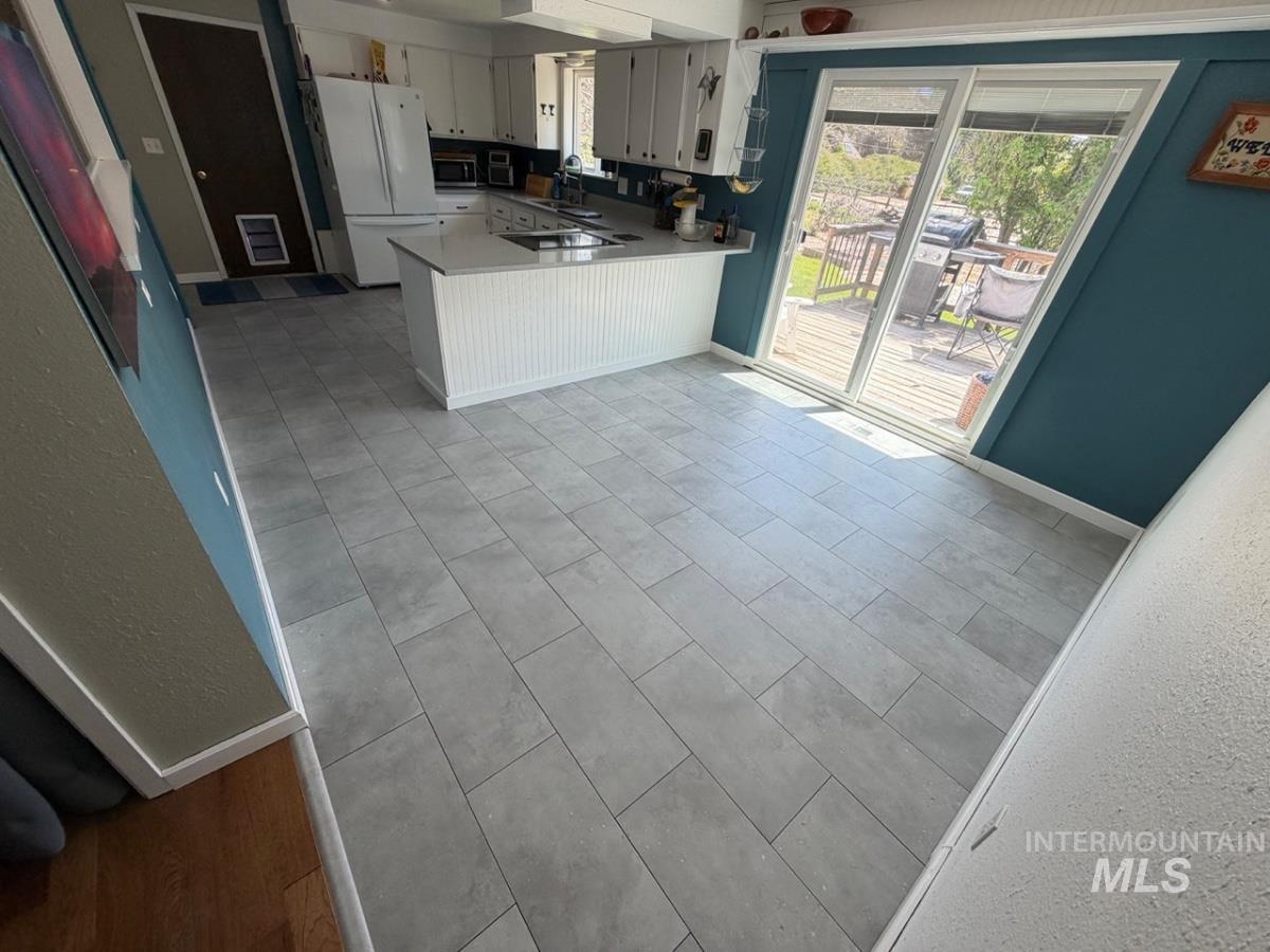 11036 Runway Dr, Boise, Idaho 83714, 5 Bedrooms, 3 Bathrooms, Residential For Sale, Price $799,000,MLS 98985715