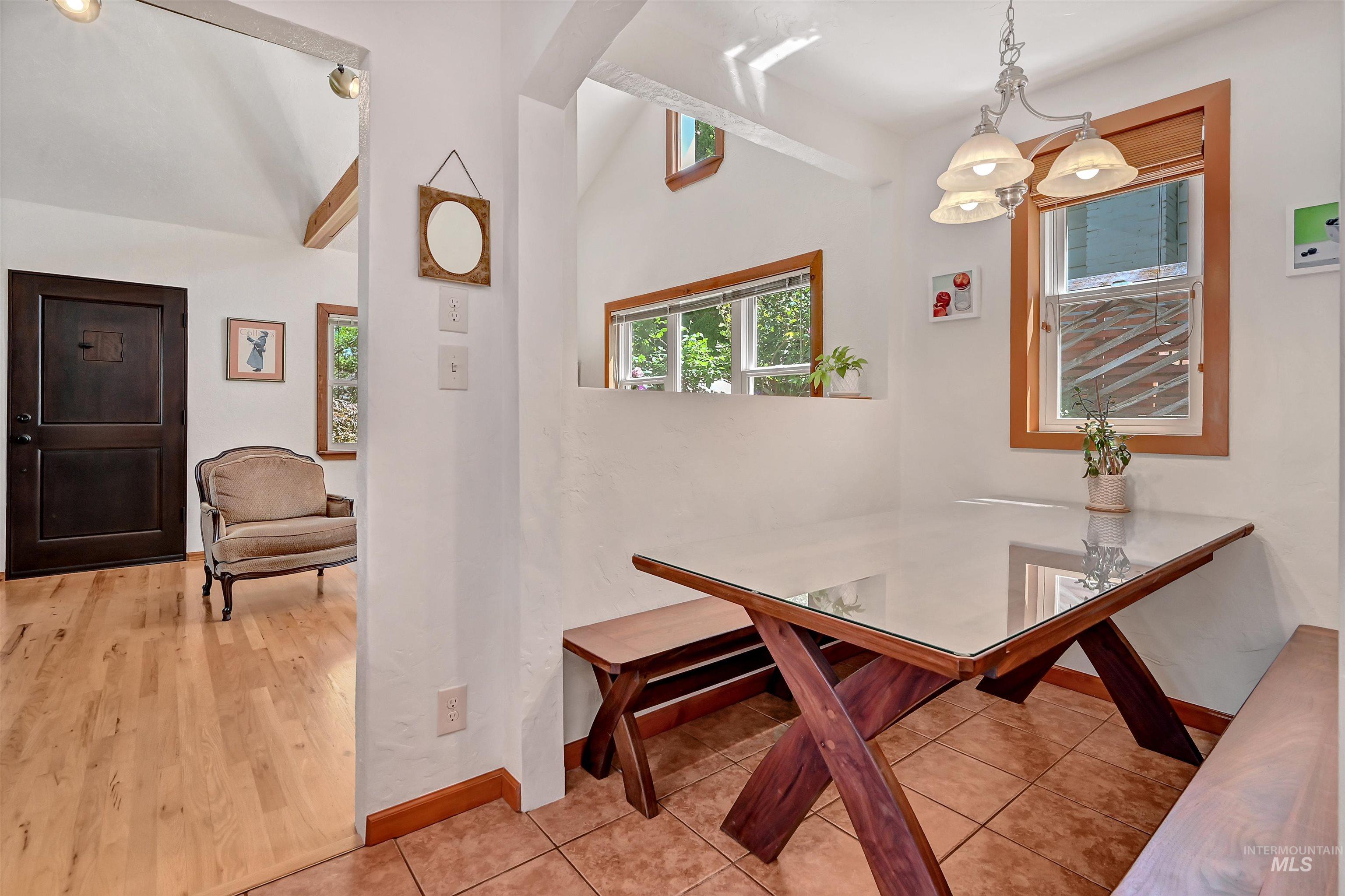 1519 N 10th St, Boise, Idaho 83702, 3 Bedrooms, 2 Bathrooms, Residential For Sale, Price $699,888,MLS 98985716