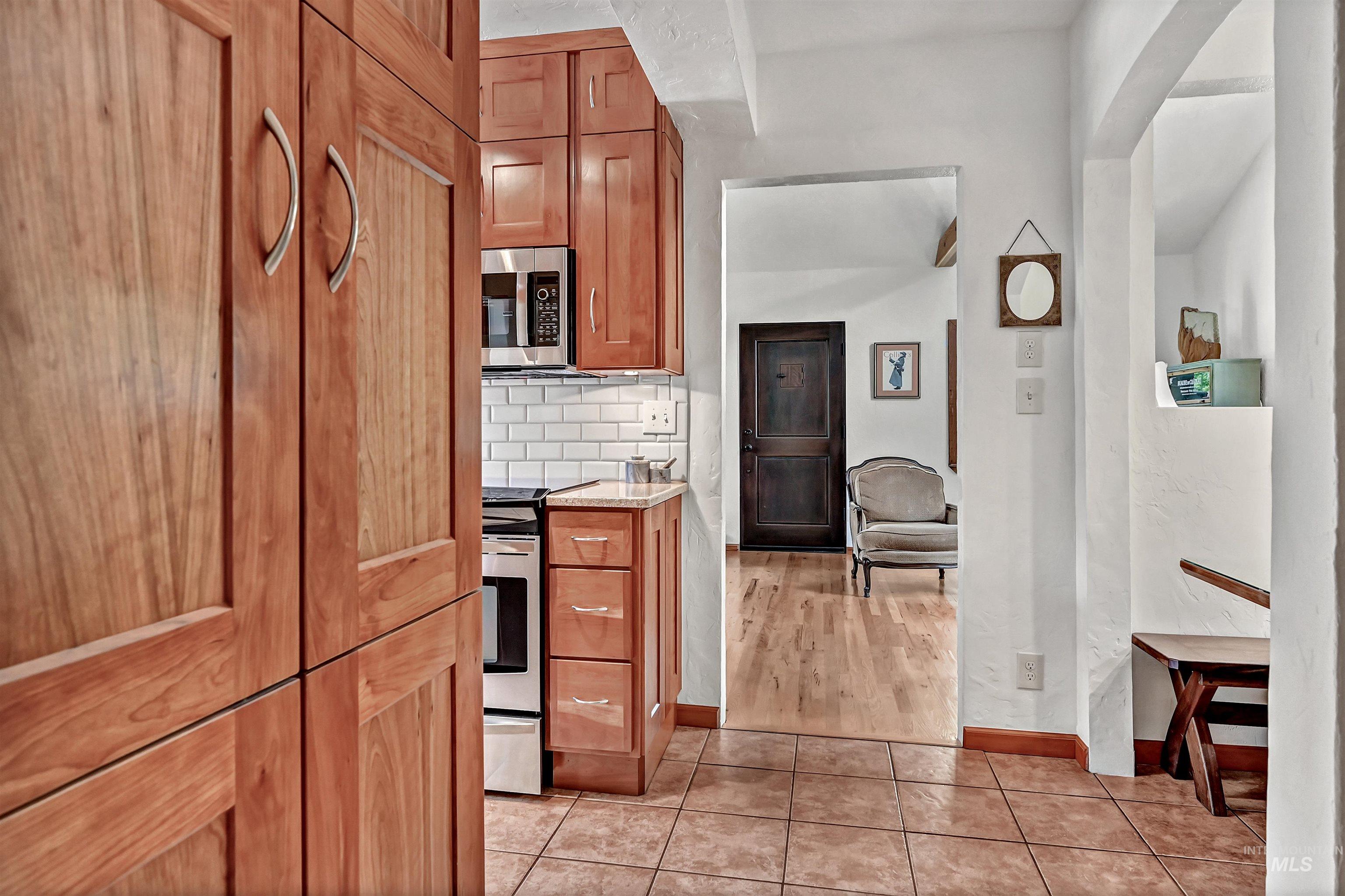 1519 N 10th St, Boise, Idaho 83702, 3 Bedrooms, 2 Bathrooms, Residential For Sale, Price $699,888,MLS 98985716