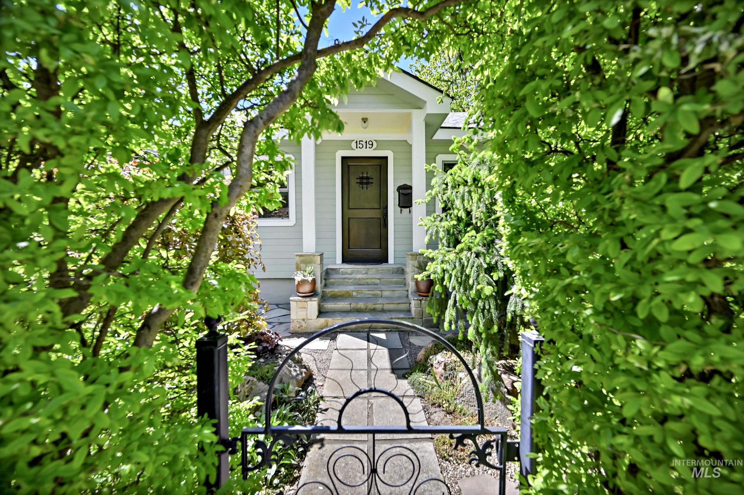 1519 N 10th St, Boise, Idaho 83702, 3 Bedrooms, 2 Bathrooms, Residential For Sale, Price $699,888,MLS 98985716