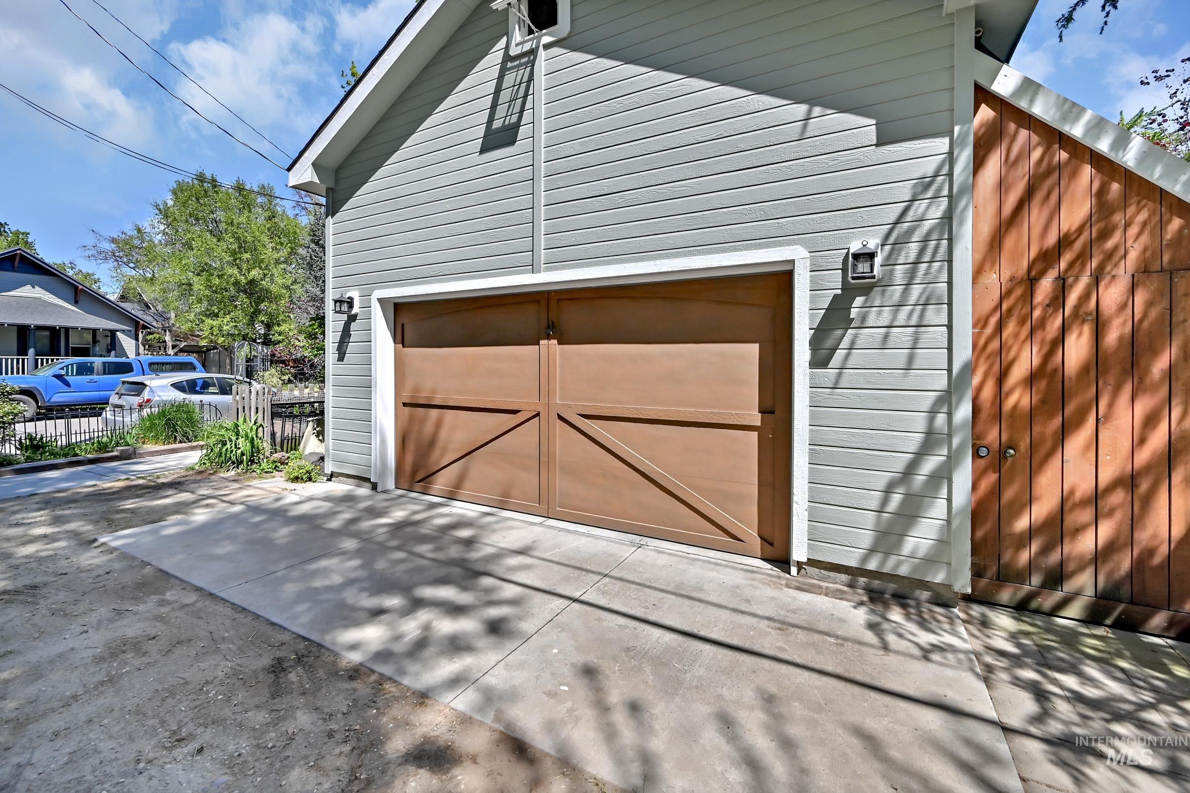 1519 N 10th St, Boise, Idaho 83702, 3 Bedrooms, 2 Bathrooms, Residential For Sale, Price $699,888,MLS 98985716