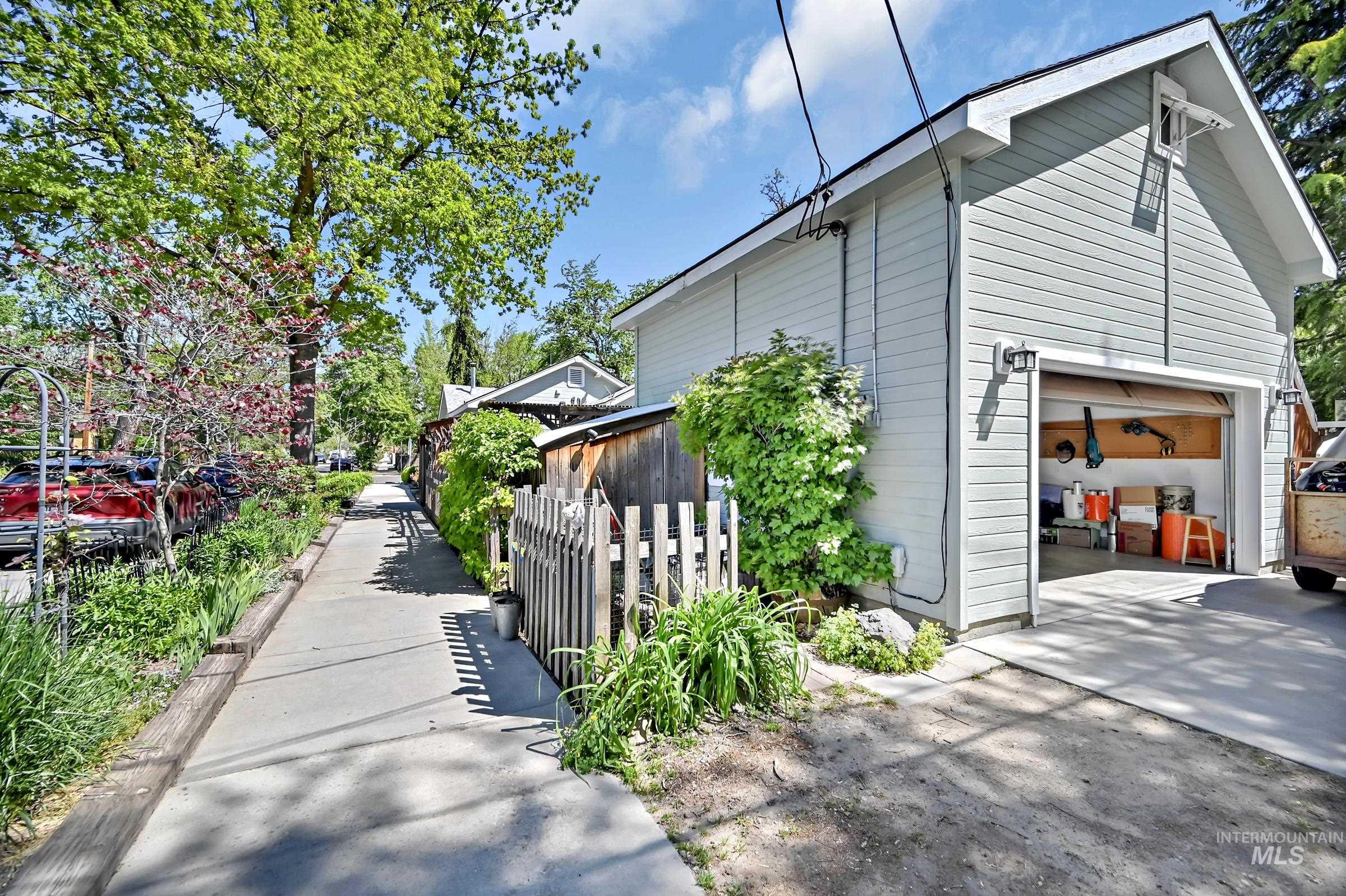 1519 N 10th St, Boise, Idaho 83702, 3 Bedrooms, 2 Bathrooms, Residential For Sale, Price $699,888,MLS 98985716