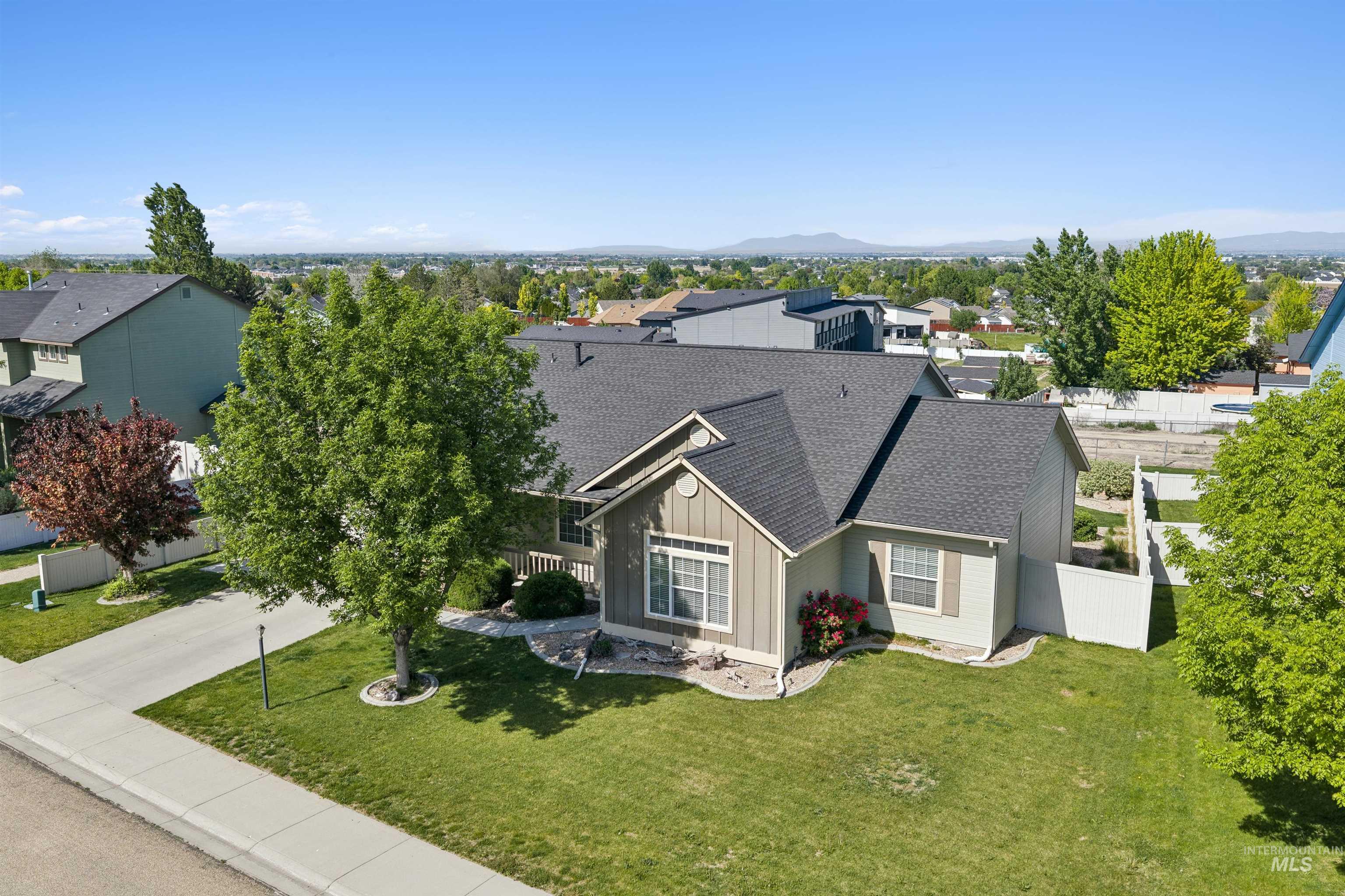16376 Dietz Way, Caldwell, Idaho 83607, 4 Bedrooms, 2 Bathrooms, Residential For Sale, Price $379,900,MLS 98985717