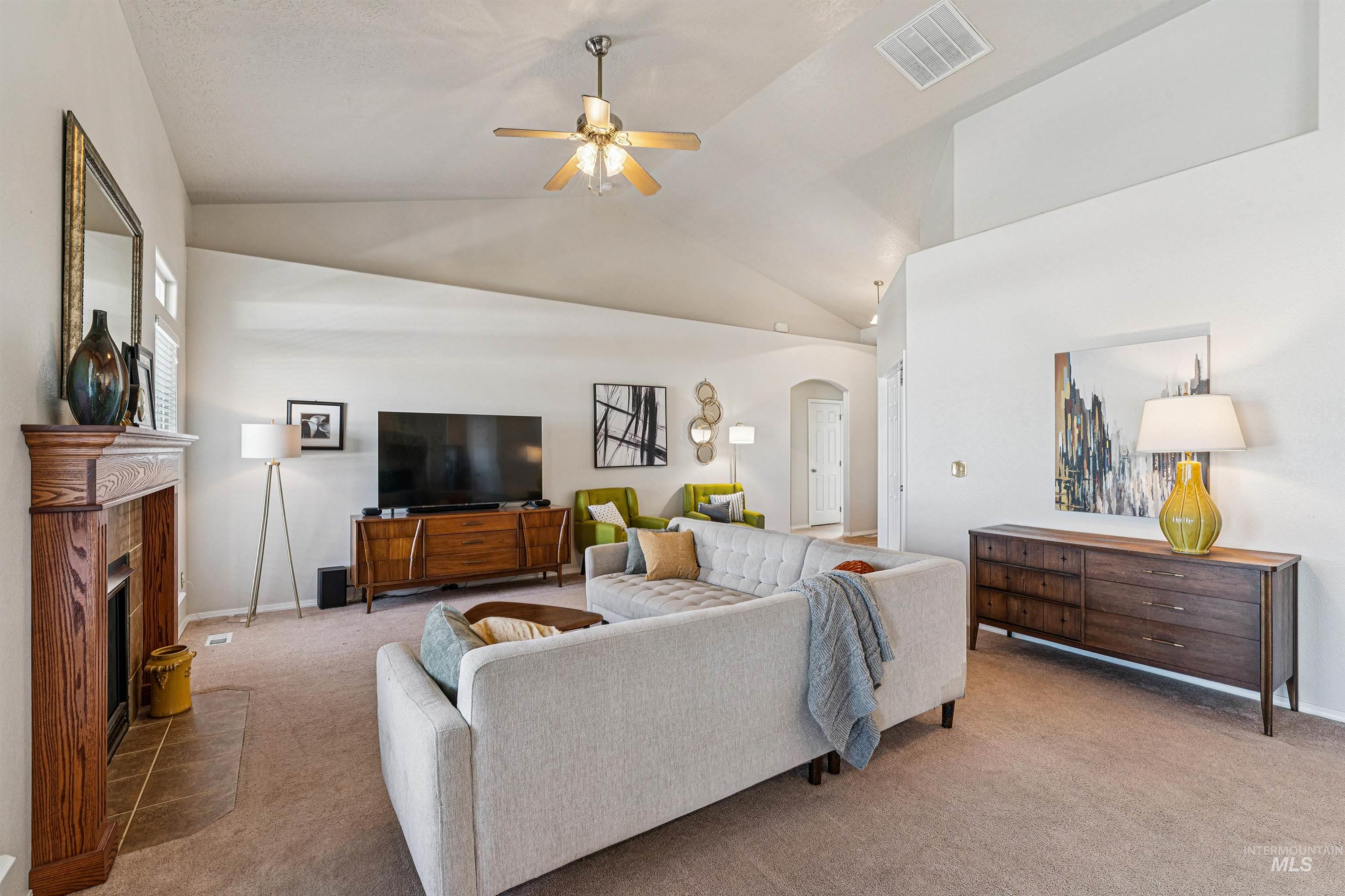 16376 Dietz Way, Caldwell, Idaho 83607, 4 Bedrooms, 2 Bathrooms, Residential For Sale, Price $379,900,MLS 98985717